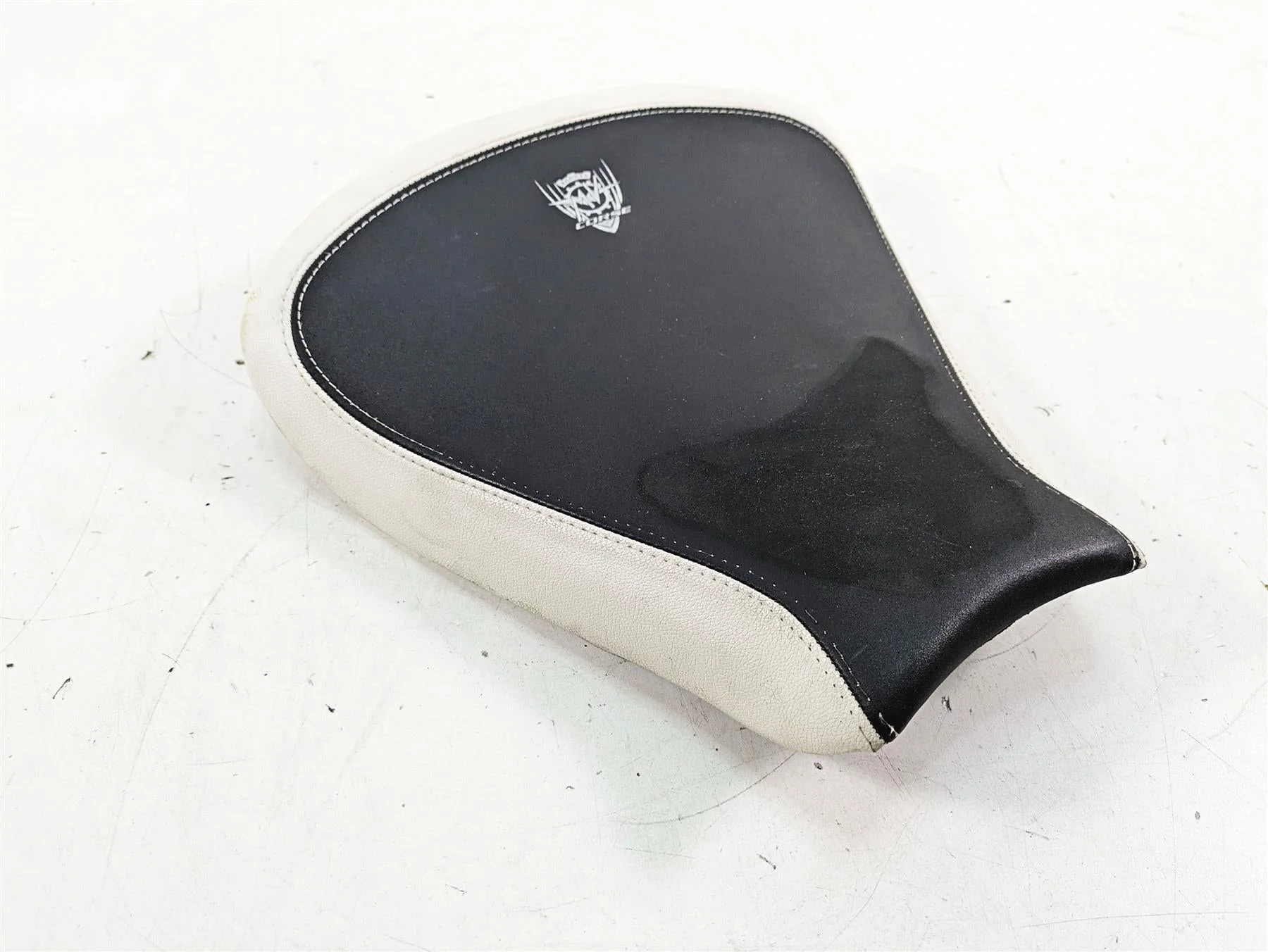 2013 MV Agusta F3 675 ERA Front Driver Rider Seat Saddle 8000B7402 - Image 11