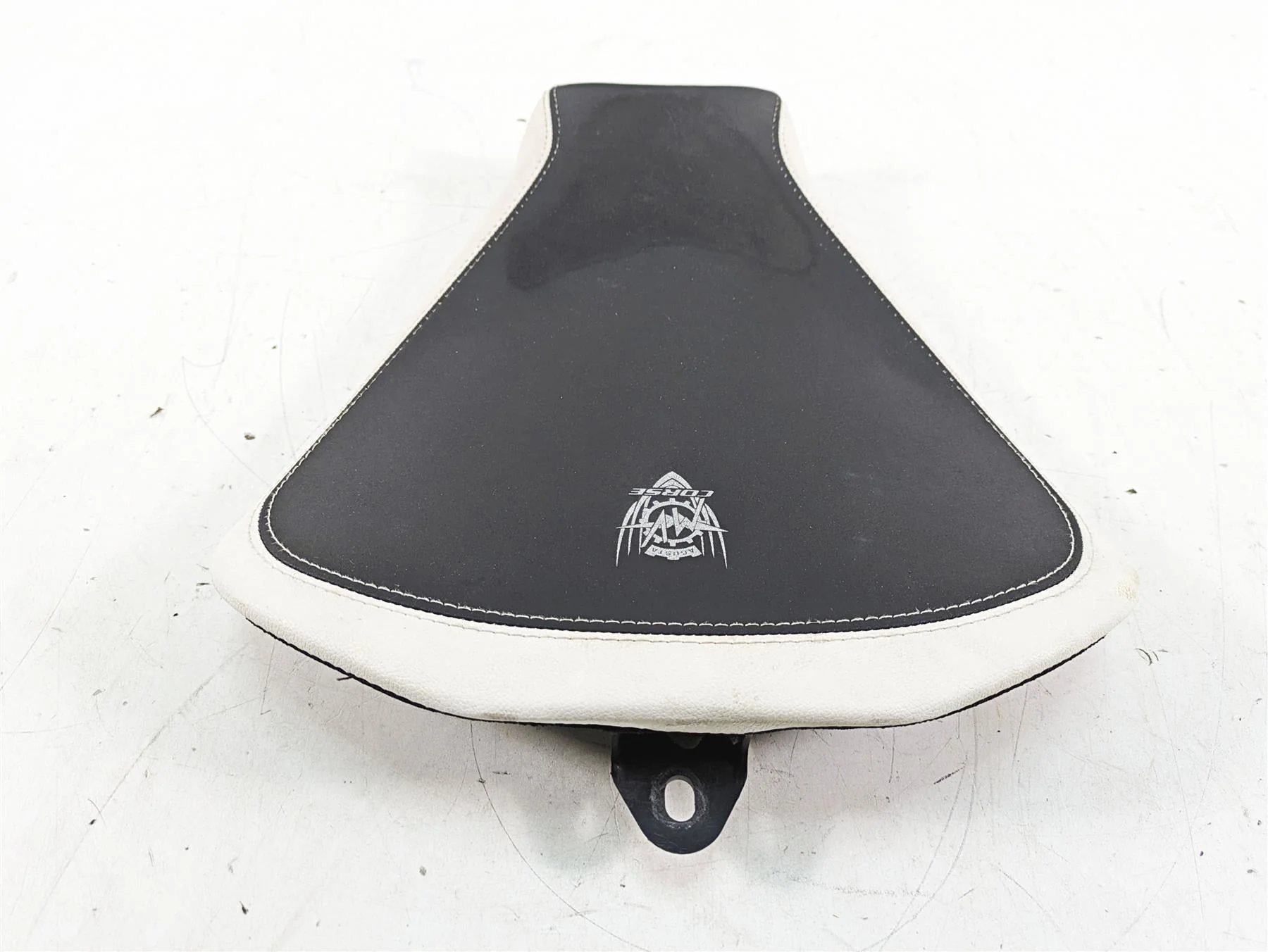 2013 MV Agusta F3 675 ERA Front Driver Rider Seat Saddle 8000B7402 - Image 4