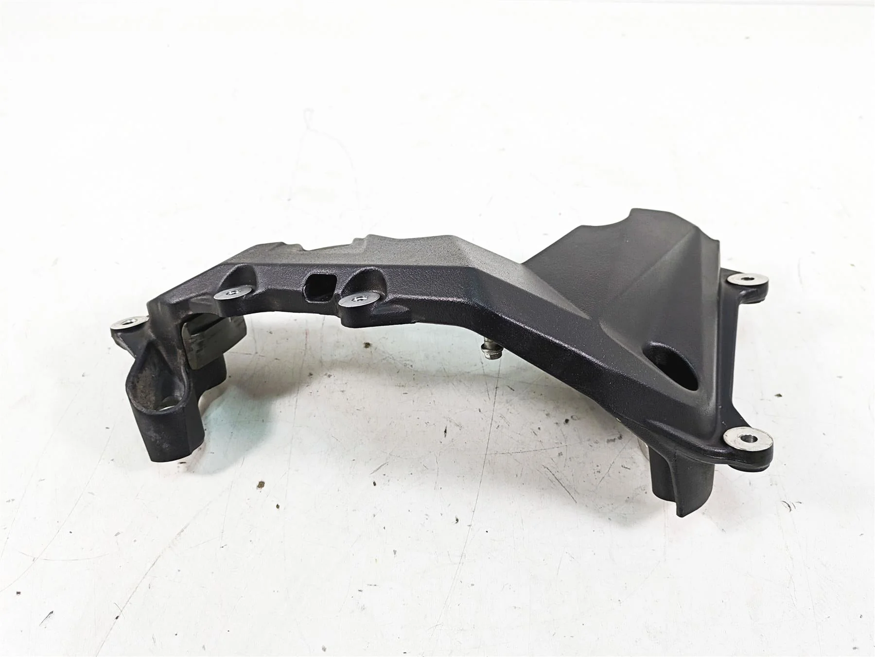 2013 MV Agusta F3 675 ERA Left Swingarm Plate Frame Mount 8BA0B5643 - Image 4