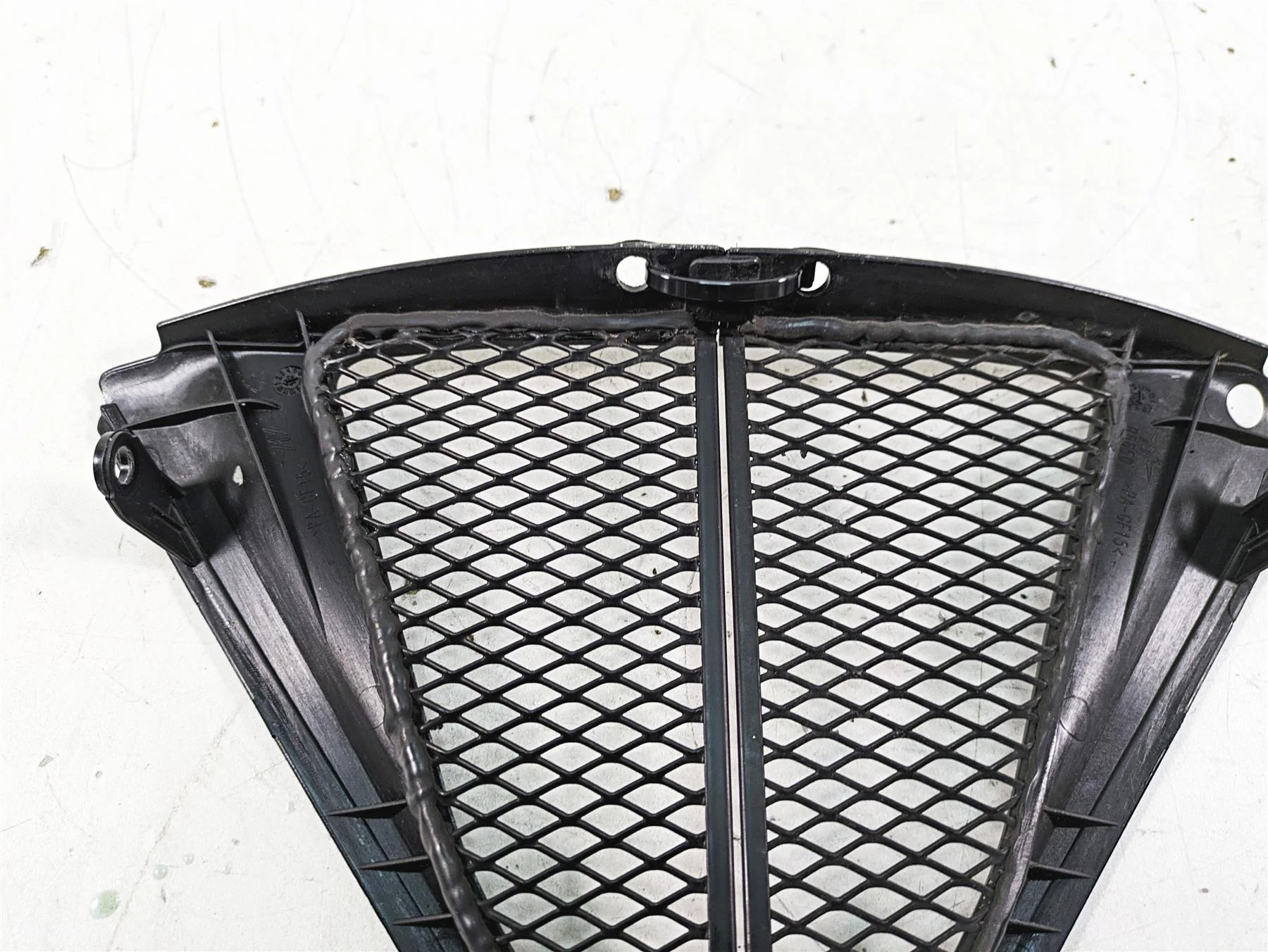 2013 MV Agusta F3 675 ERA Oil Cooler Cover Grill Set 8000B6650 - Image 12