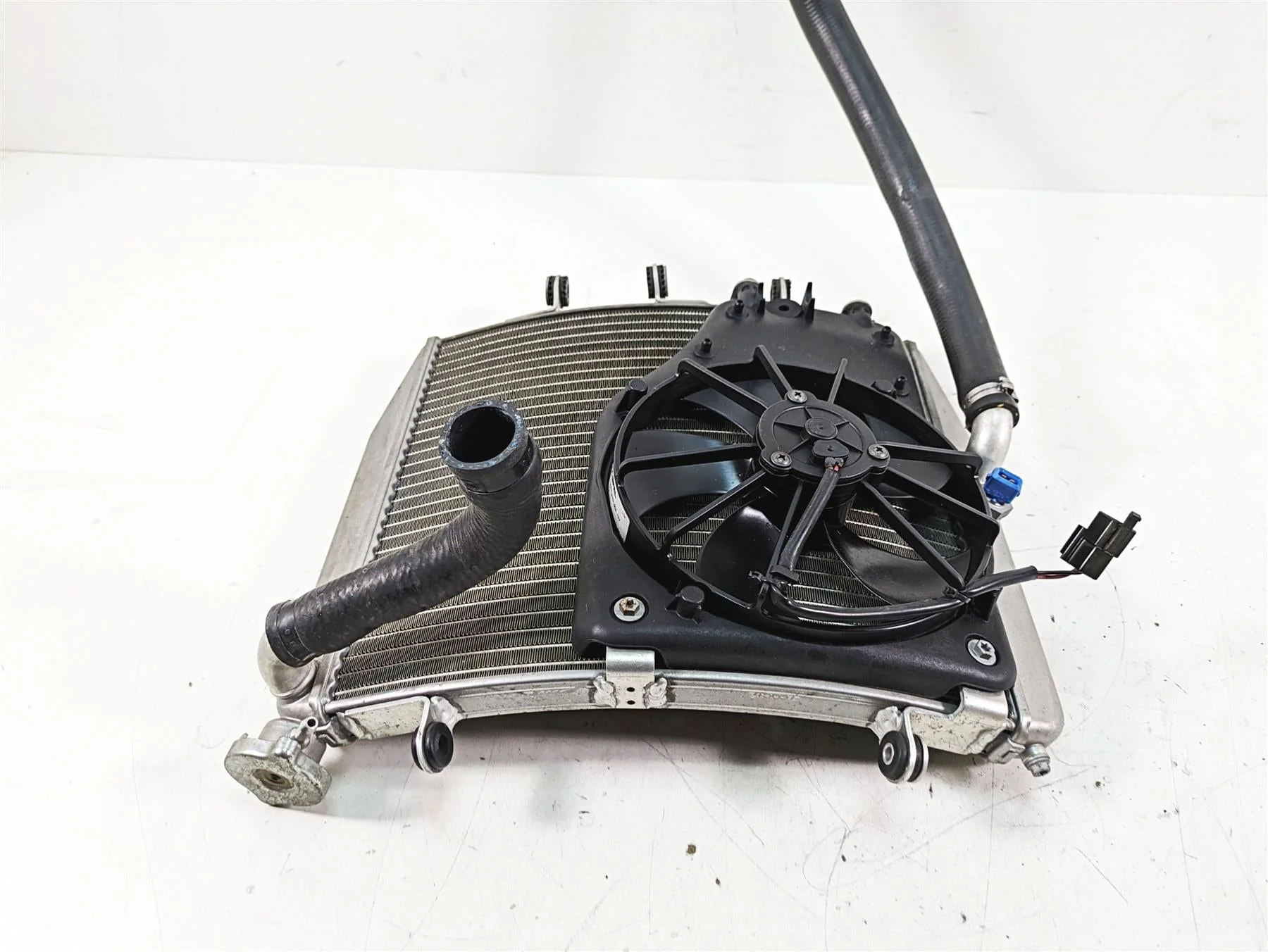 2013 MV Agusta F3 675 ERA Radiator Fan Reservoir Hoses Set 8000B6017 - Image 8