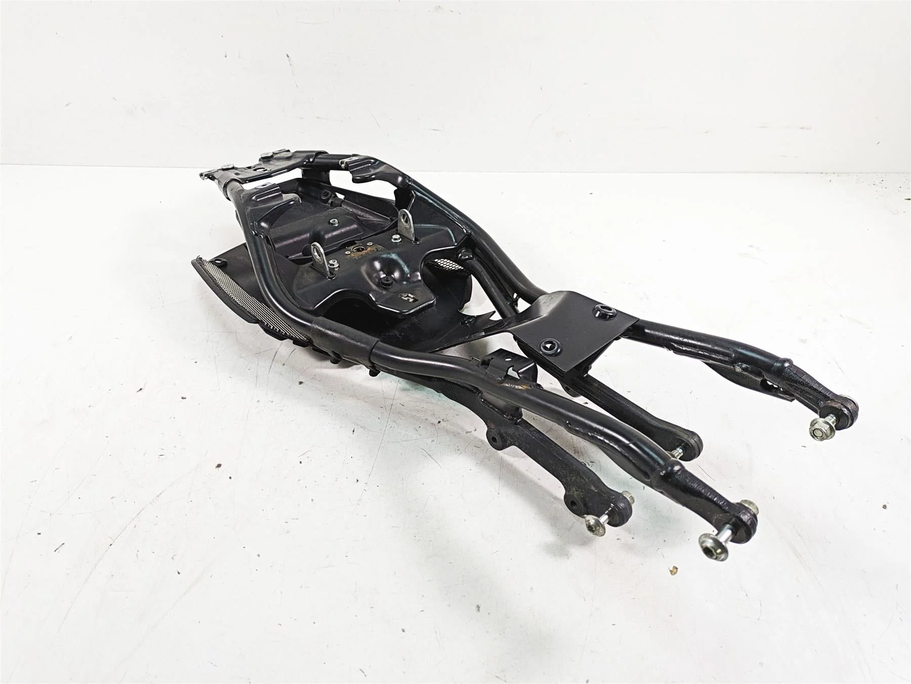 2013 MV Agusta F3 675 ERA Straight Subframe Sub Frame & Inner Fender 80A0B8276 - Image 12