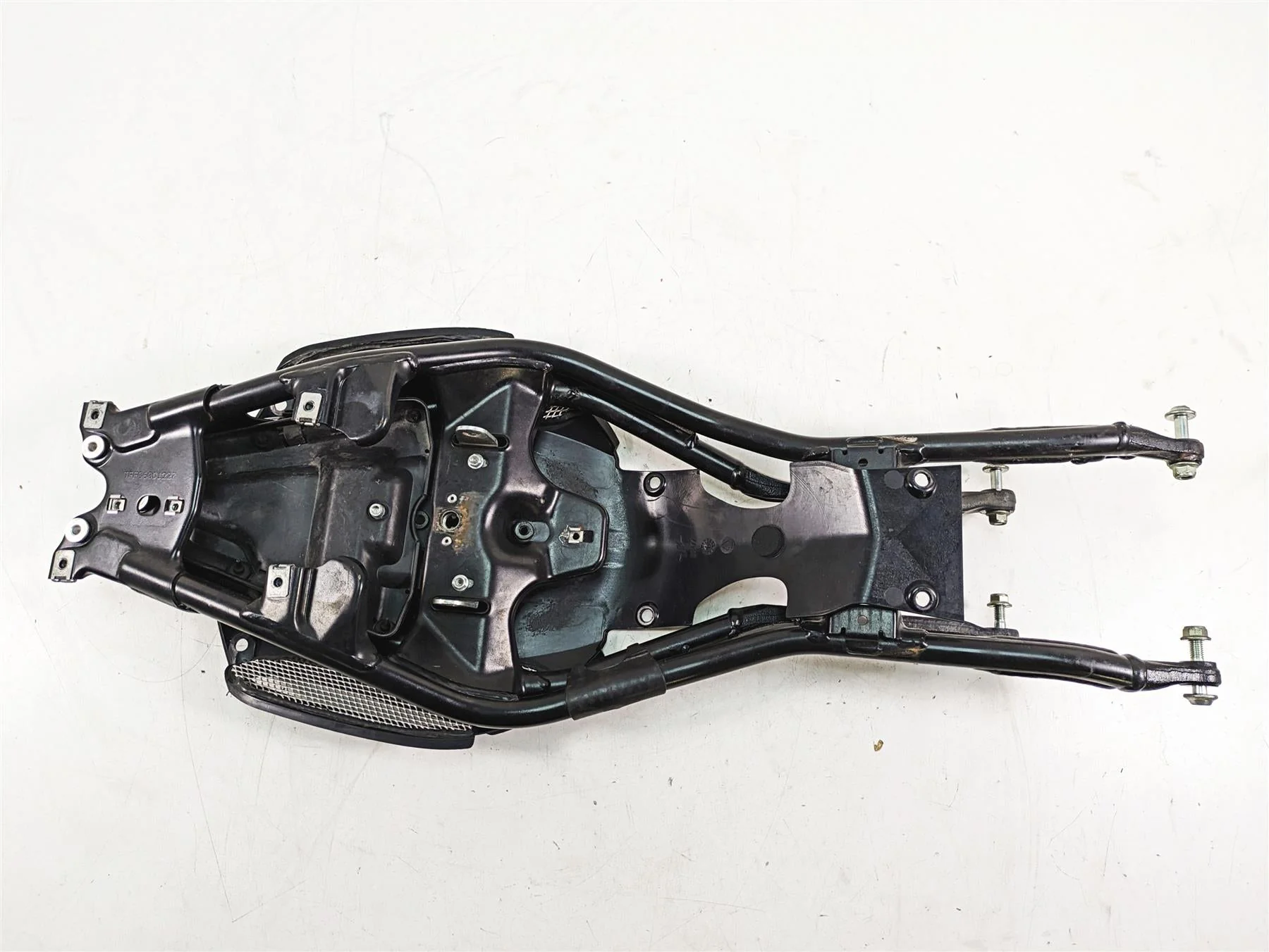 2013 MV Agusta F3 675 ERA Straight Subframe Sub Frame & Inner Fender 80A0B8276 - Image 5