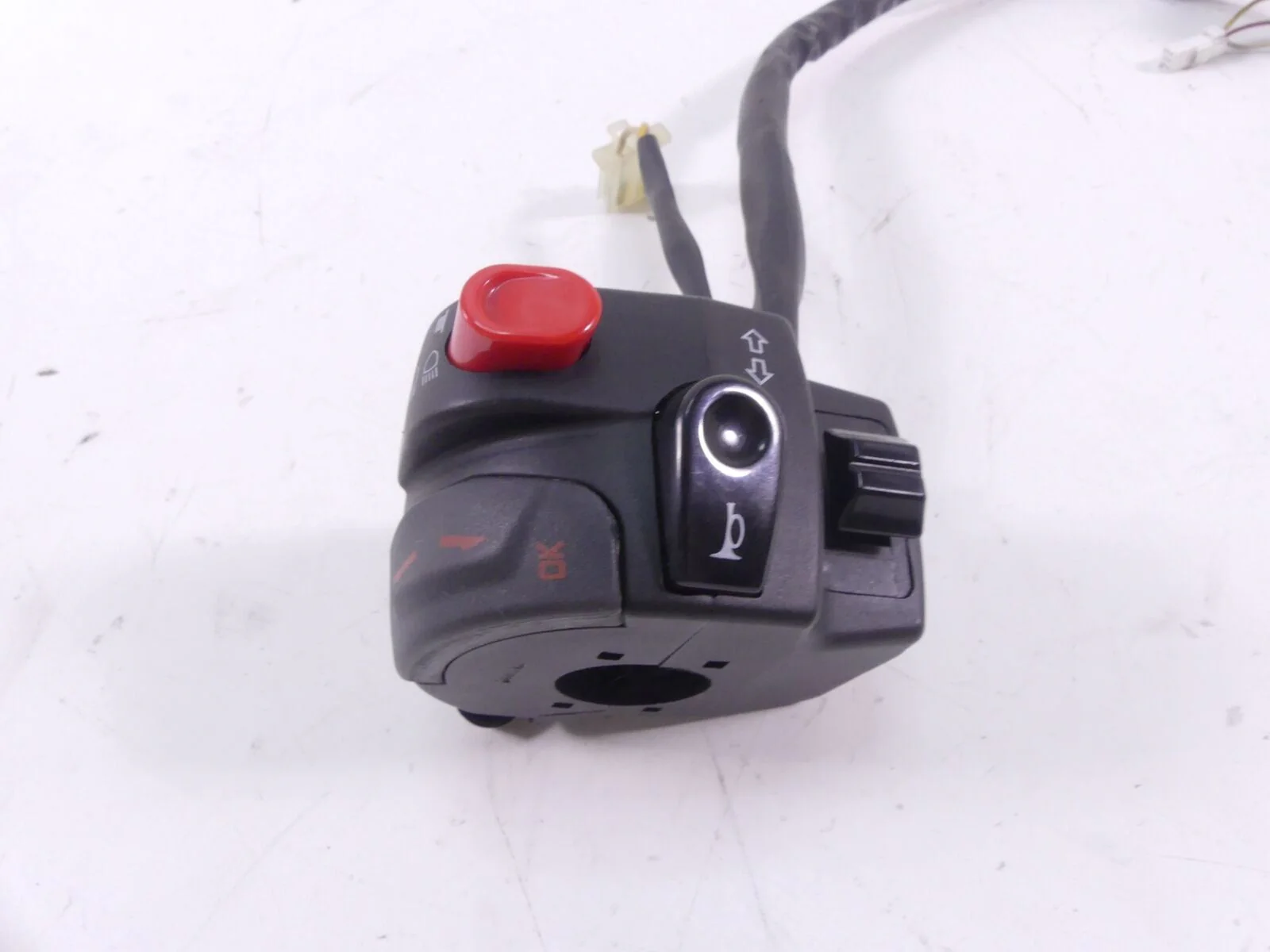 2013 Mv Agusta F4RR Left Hand Light Horn Blinker Control Switch 8000B4567 - Image 2
