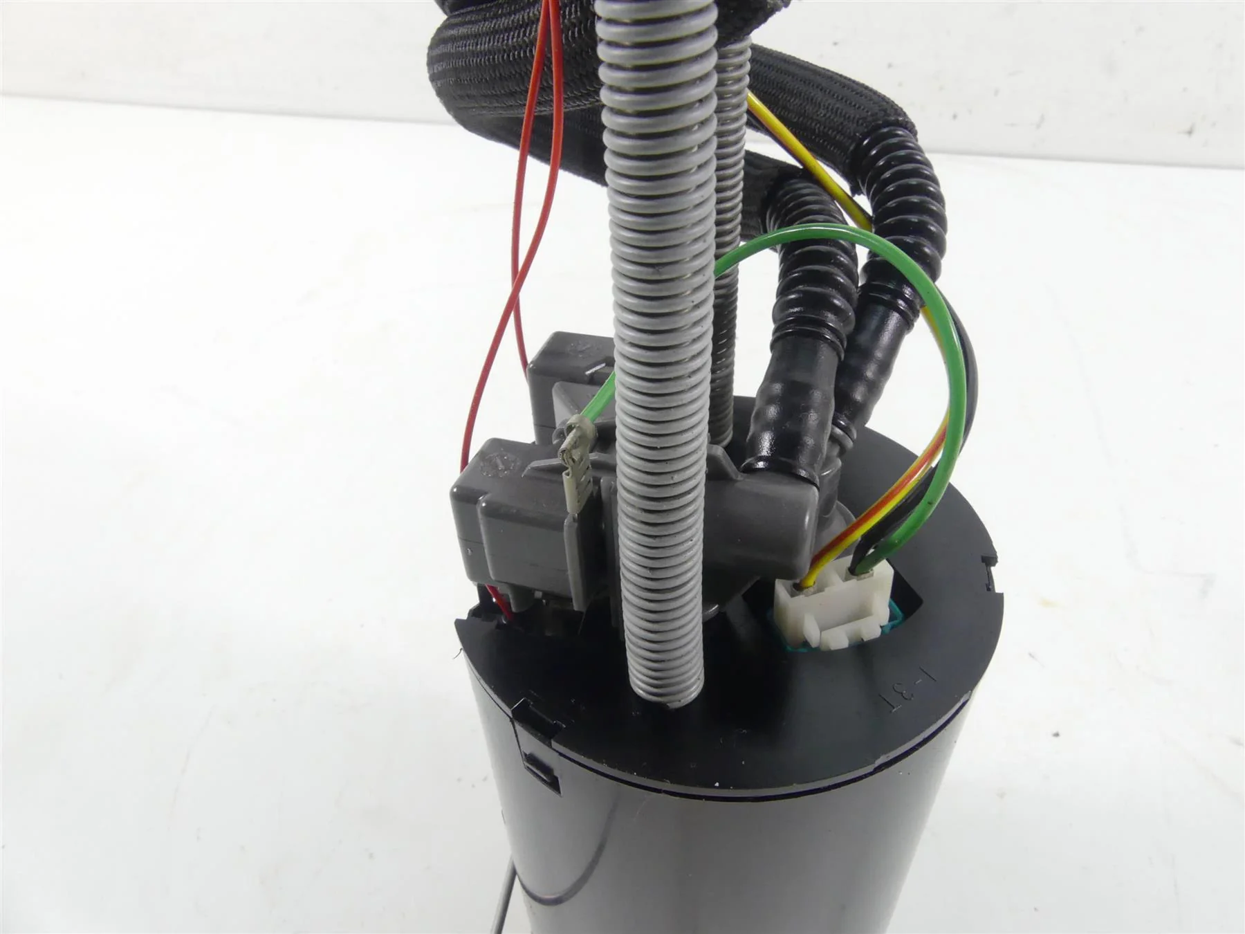 2013 Sea-Doo 4-Tec GTR 215 Fuel Gas Petrol Pump - Tested - Freshwater 275500996 - Image 9