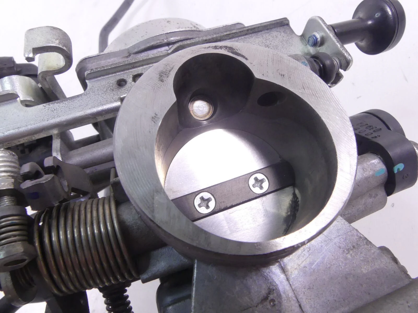 2013 Triumph America EFI Keihin Throttle Body Fuel Injector 36.5Mm T1245500 - Image 7