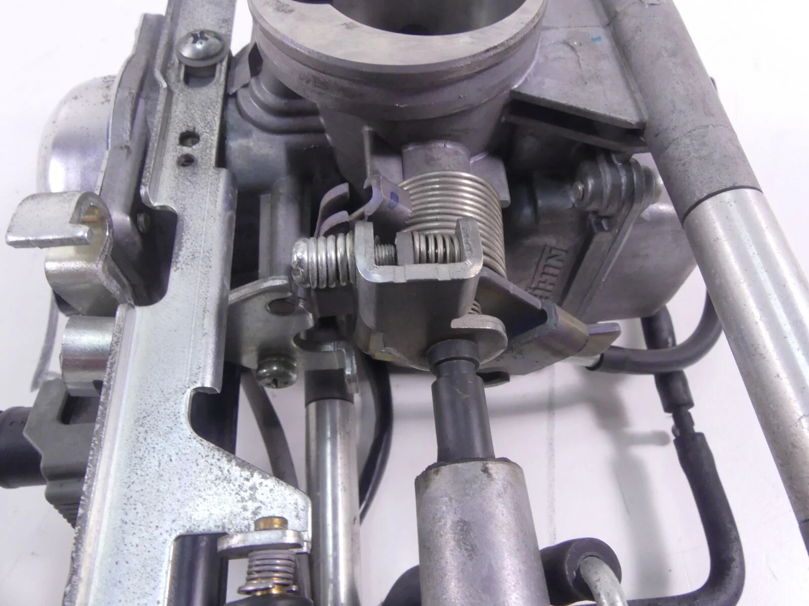 2013 Triumph America EFI Keihin Throttle Body Fuel Injector 36.5Mm T1245500 - Image 9