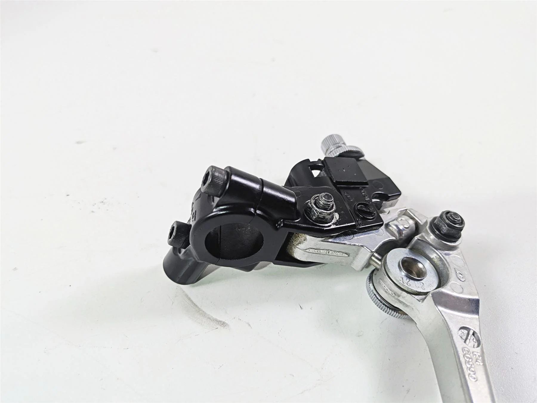 2013 Triumph Bonneville Clutch Perch & Lever T2046583 - Image 12
