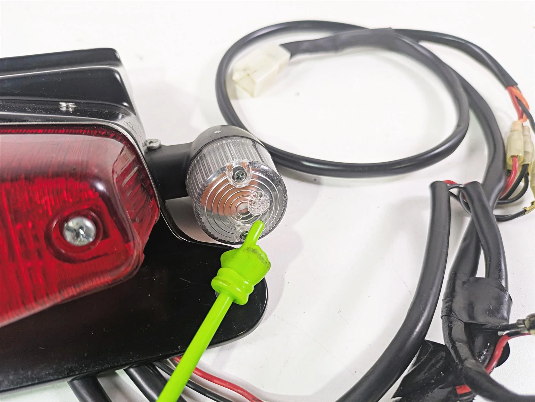 2013 Triumph Bonneville Fender Eliminator Rear Taillight Blinker Set - Read - Image 3