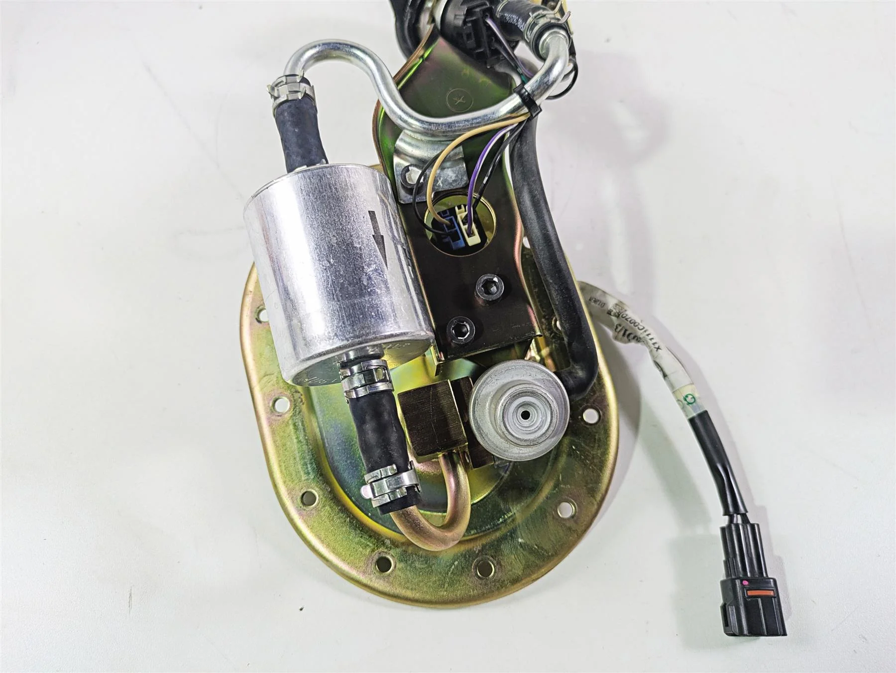 2013 Triumph Bonneville Fuel Gas Petrol Pump Set - Tested T2406003 - Image 6