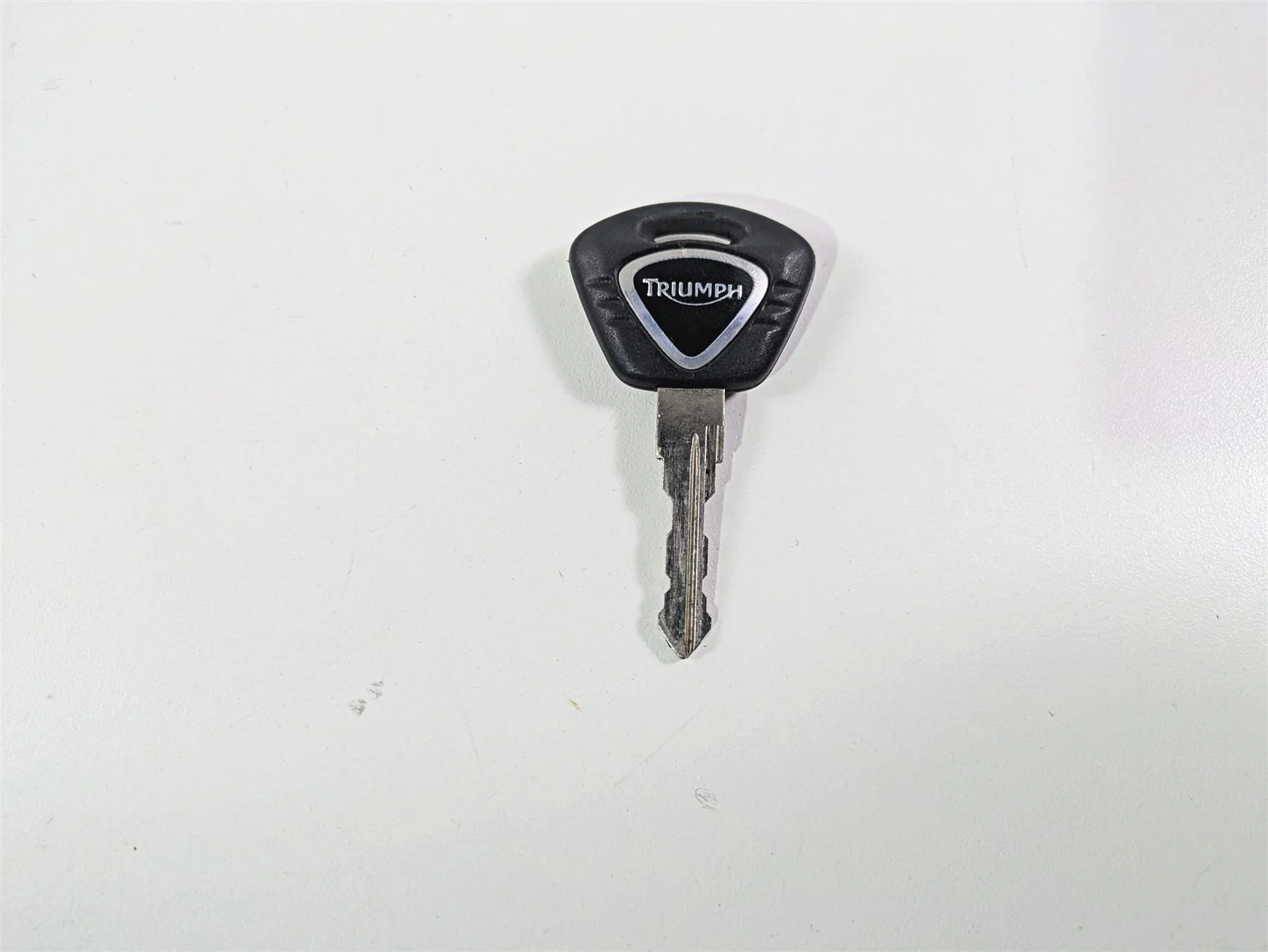 2013 Triumph Bonneville Ignition Switch Key Lock Set T2500804 - Image 2