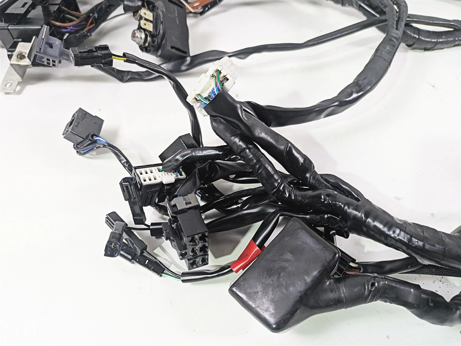 2013 Triumph Bonneville Main Wiring Harness Loom - No Cuts T2506774 - Image 2
