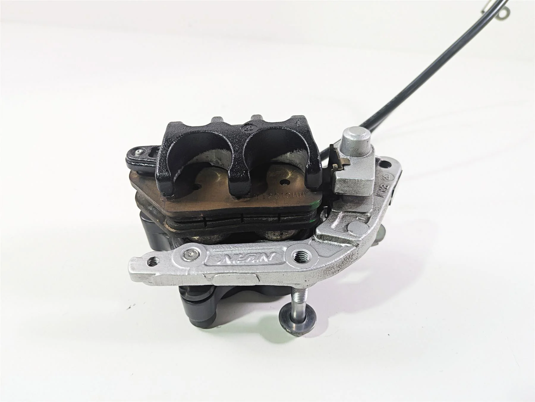2013 Triumph Bonneville Nissin Front Brake Caliper & Mount T2020542 - Image 10