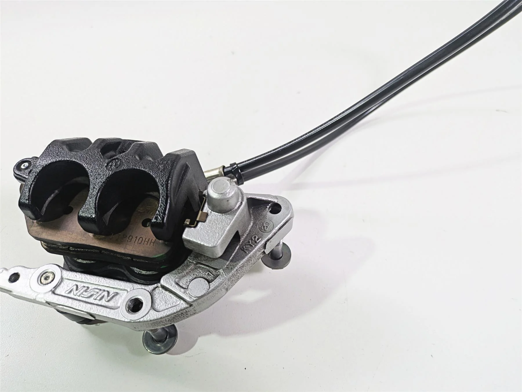 2013 Triumph Bonneville Nissin Front Brake Caliper & Mount T2020542 - Image 11