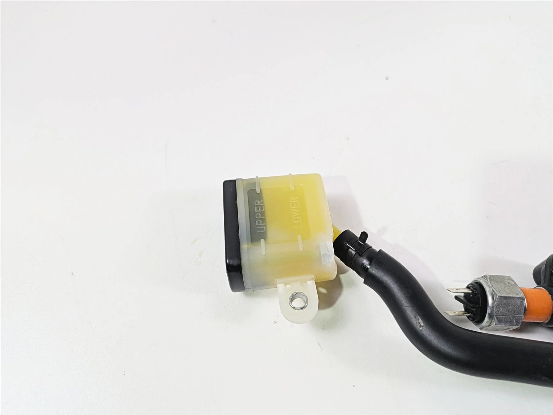 2013 Triumph Bonneville Rear Brake Master Cylinder + Reservoir T2024081 - Image 10