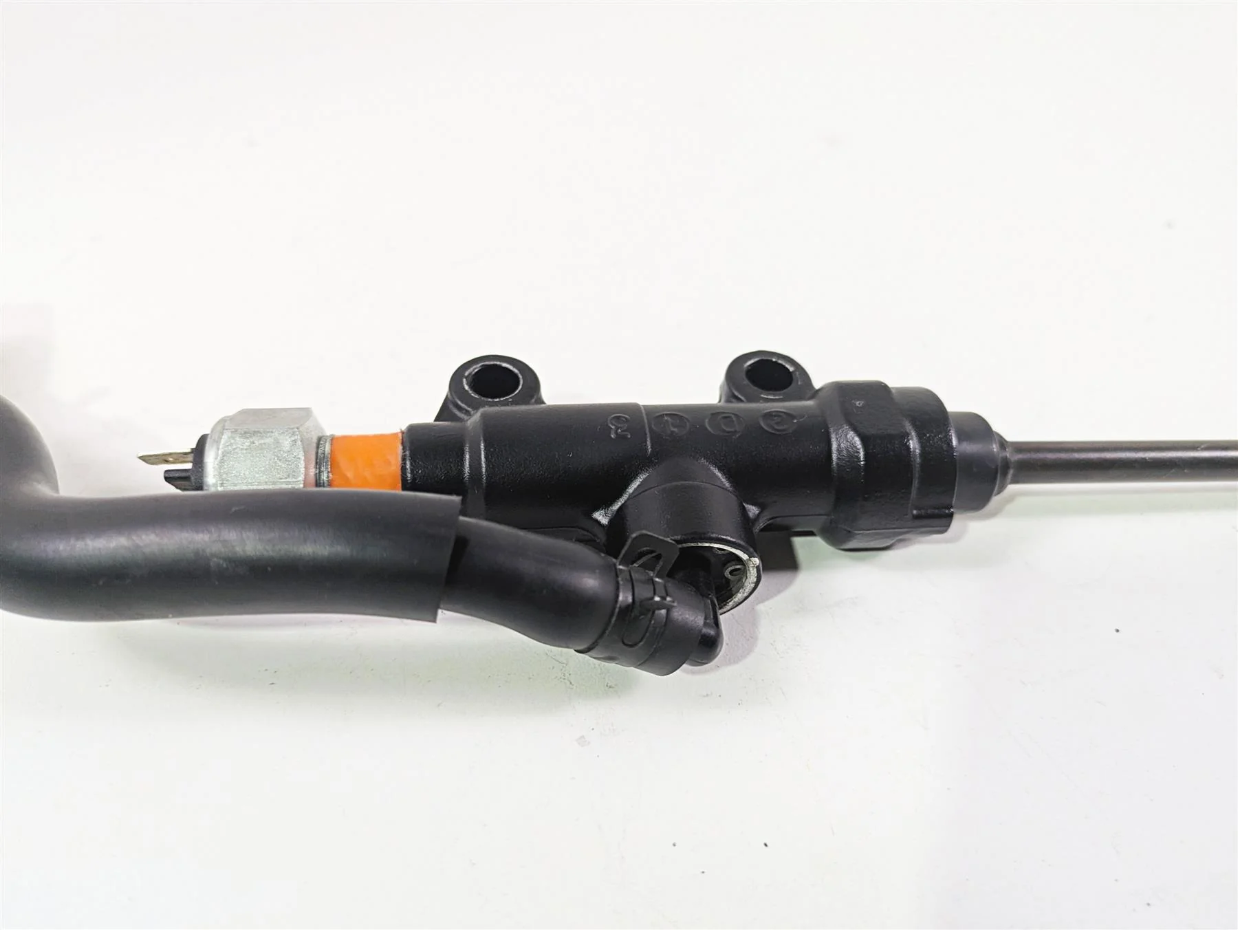 2013 Triumph Bonneville Rear Brake Master Cylinder + Reservoir T2024081 - Image 9