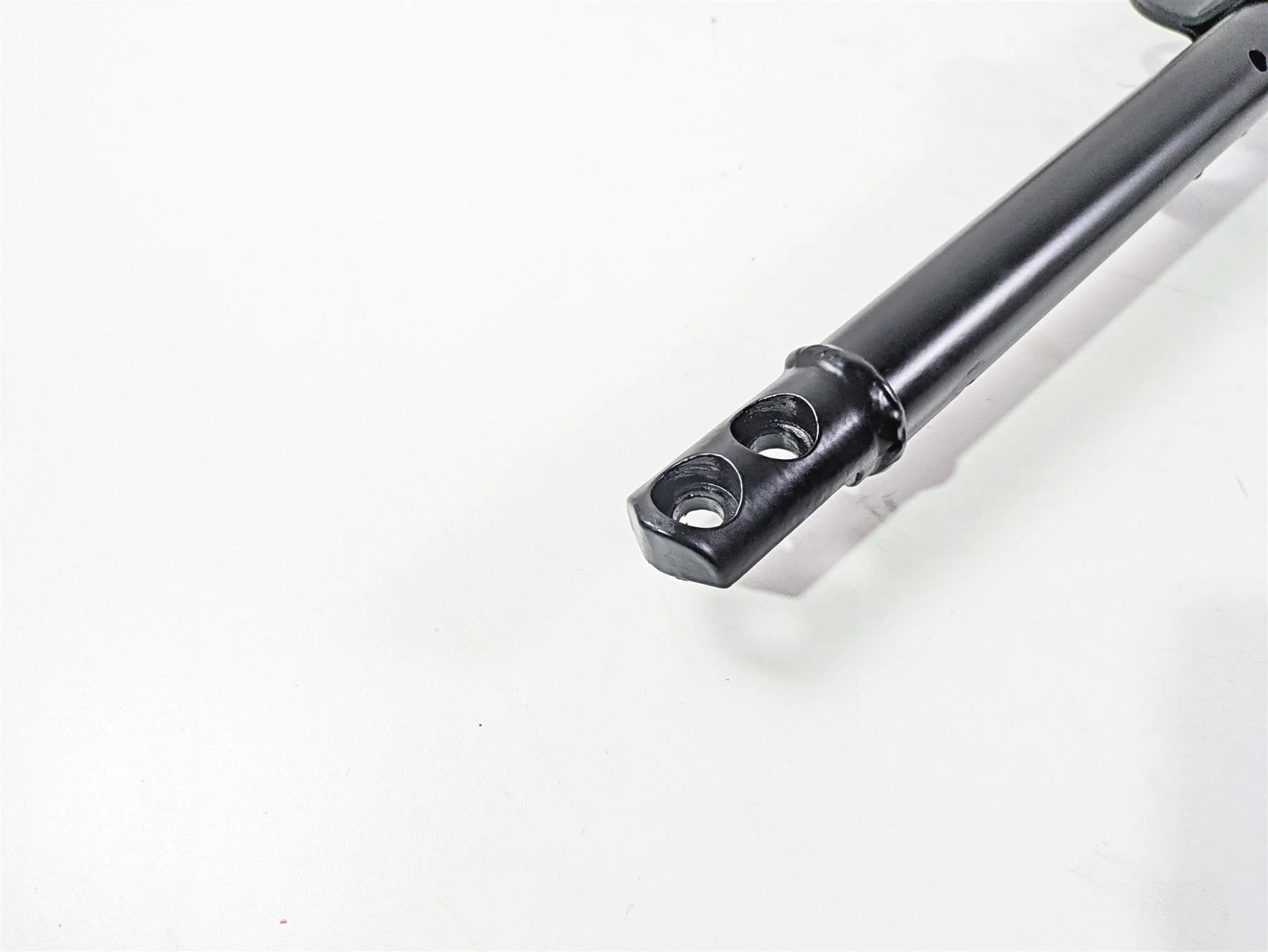 2013 Triumph Bonneville Straight Front Frame Down Tube Set T2074890 T2075271 - Image 6