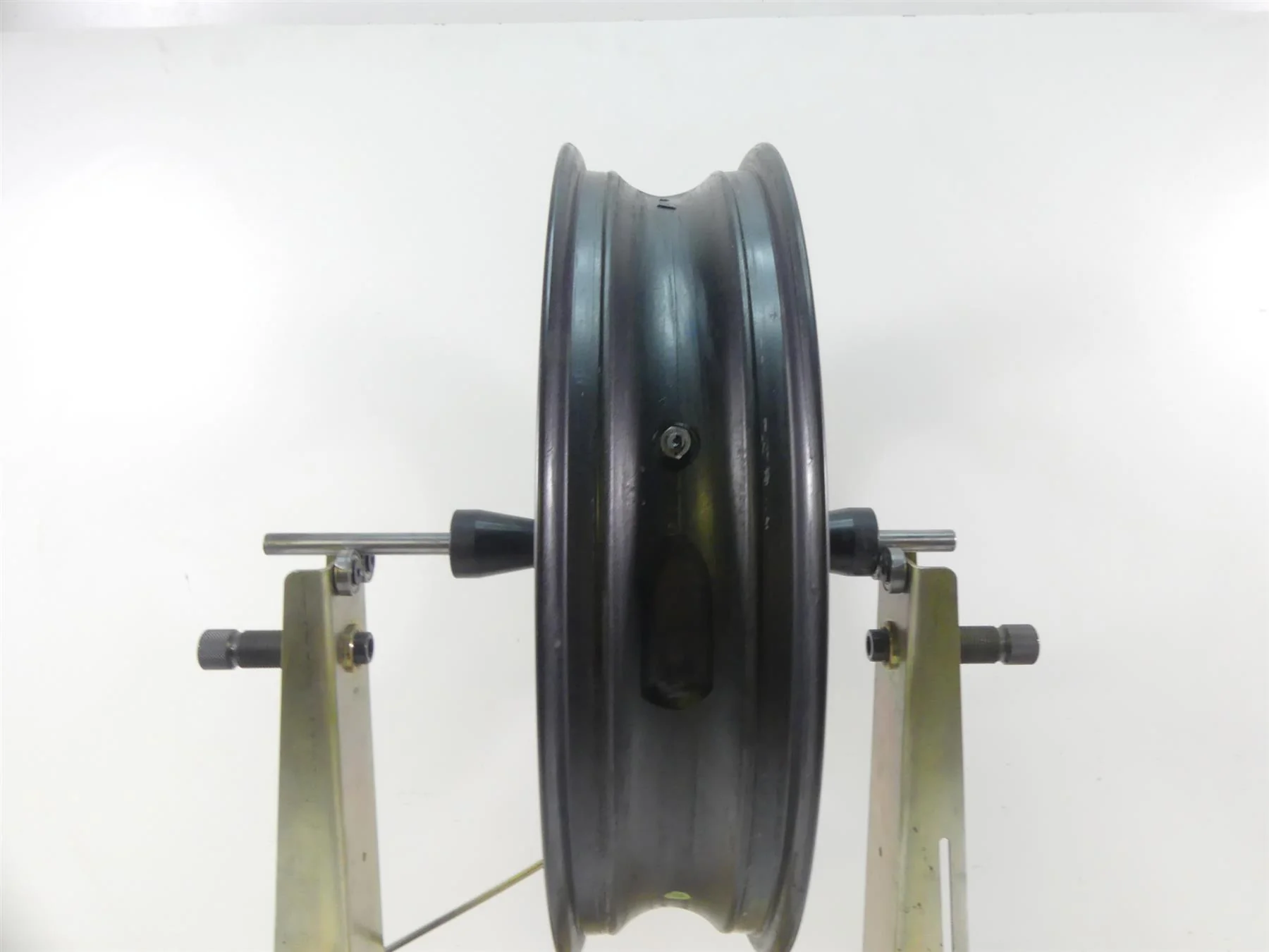 2013 Triumph Street Triple 675R Nice Straight Front Wheel Rim 17x3.5 T2001013 - Image 6