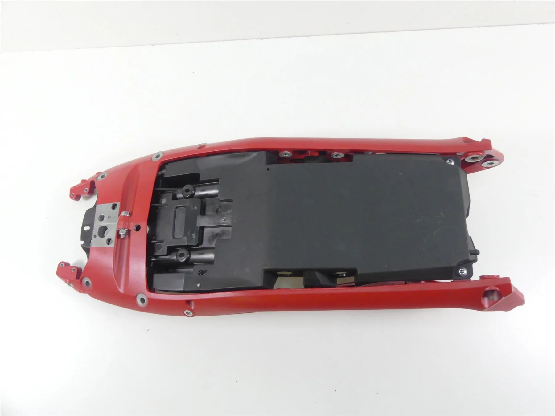2013 Triumph Street Triple 675R Rear Red Subframe & Inner Fender T2070329 - Image 10