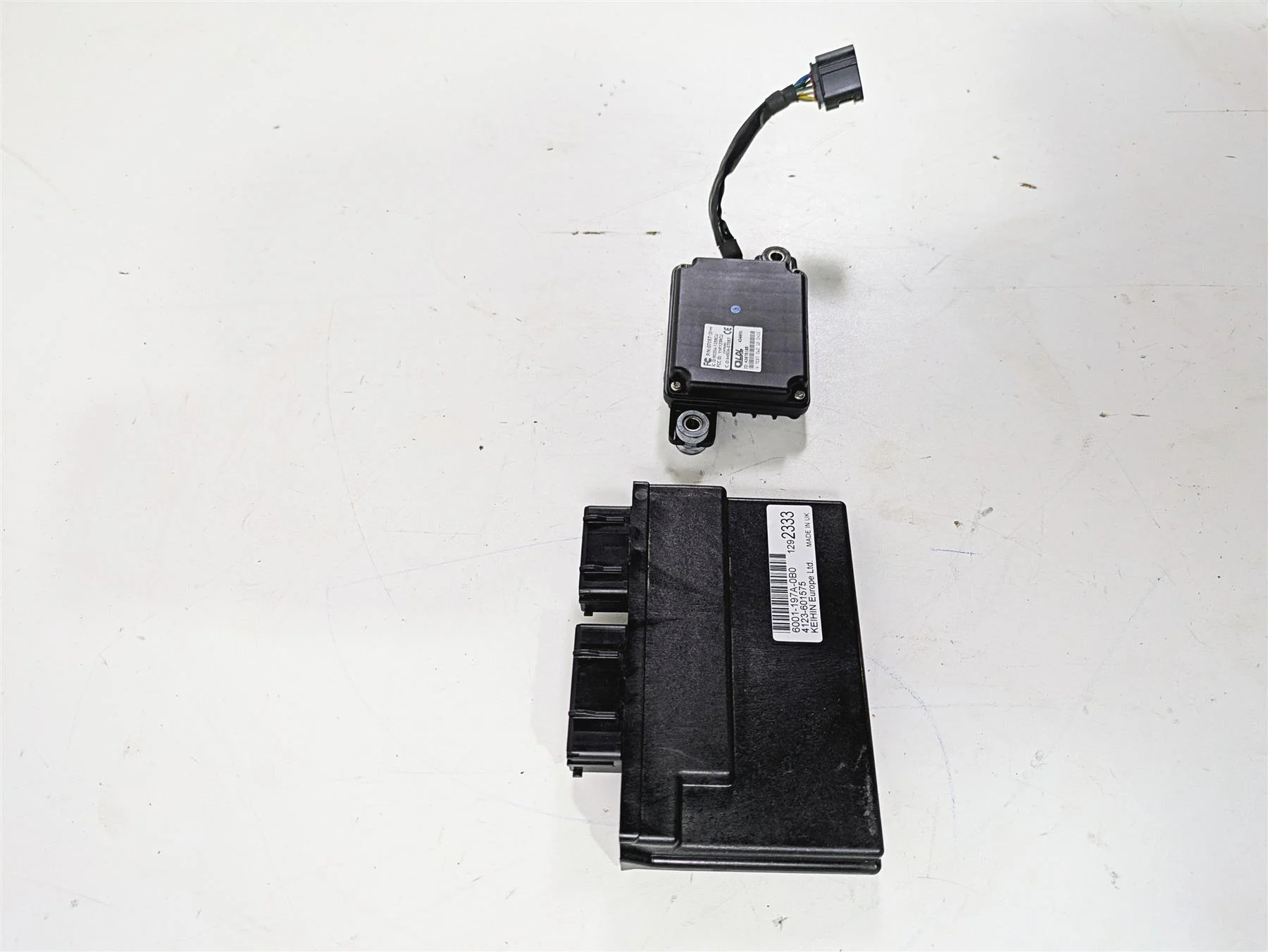 2013 Triumph Tiger 1215 Explorer Cdi Ecu Ecm Engine Control Module Set T1292333 - Image 2