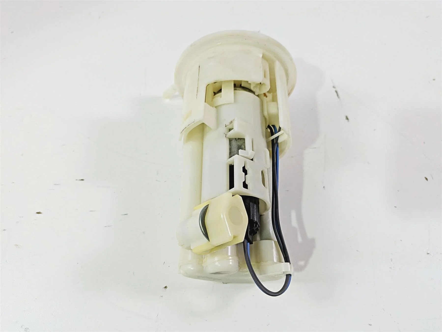 2013 Triumph Tiger 1215 Explorer Fuel Gas Petrol Pump - Tested T2400735 - Image 5