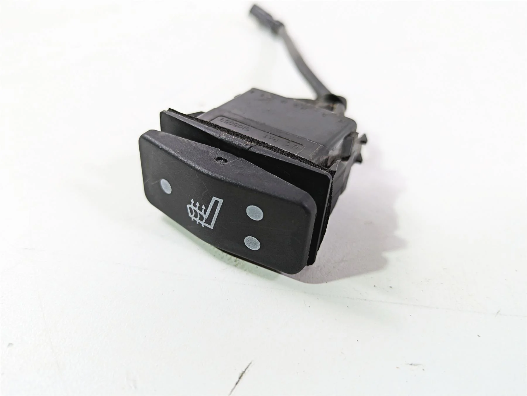 2013 Triumph Tiger 1215 Explorer Heated Seat Switch - Read T2505150 - Image 9