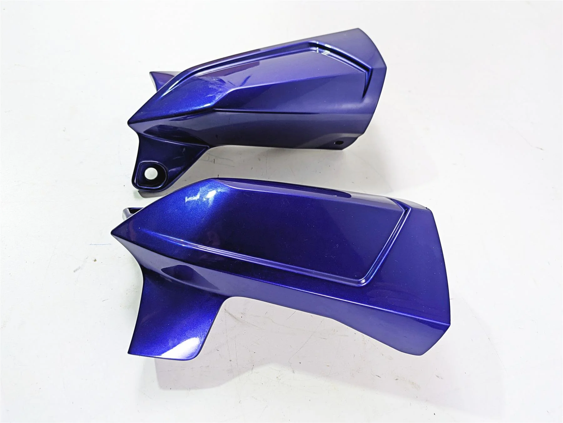 2013 Triumph Tiger 1215 Explorer Infill Cover Fairing Set T2303359 - Image 3