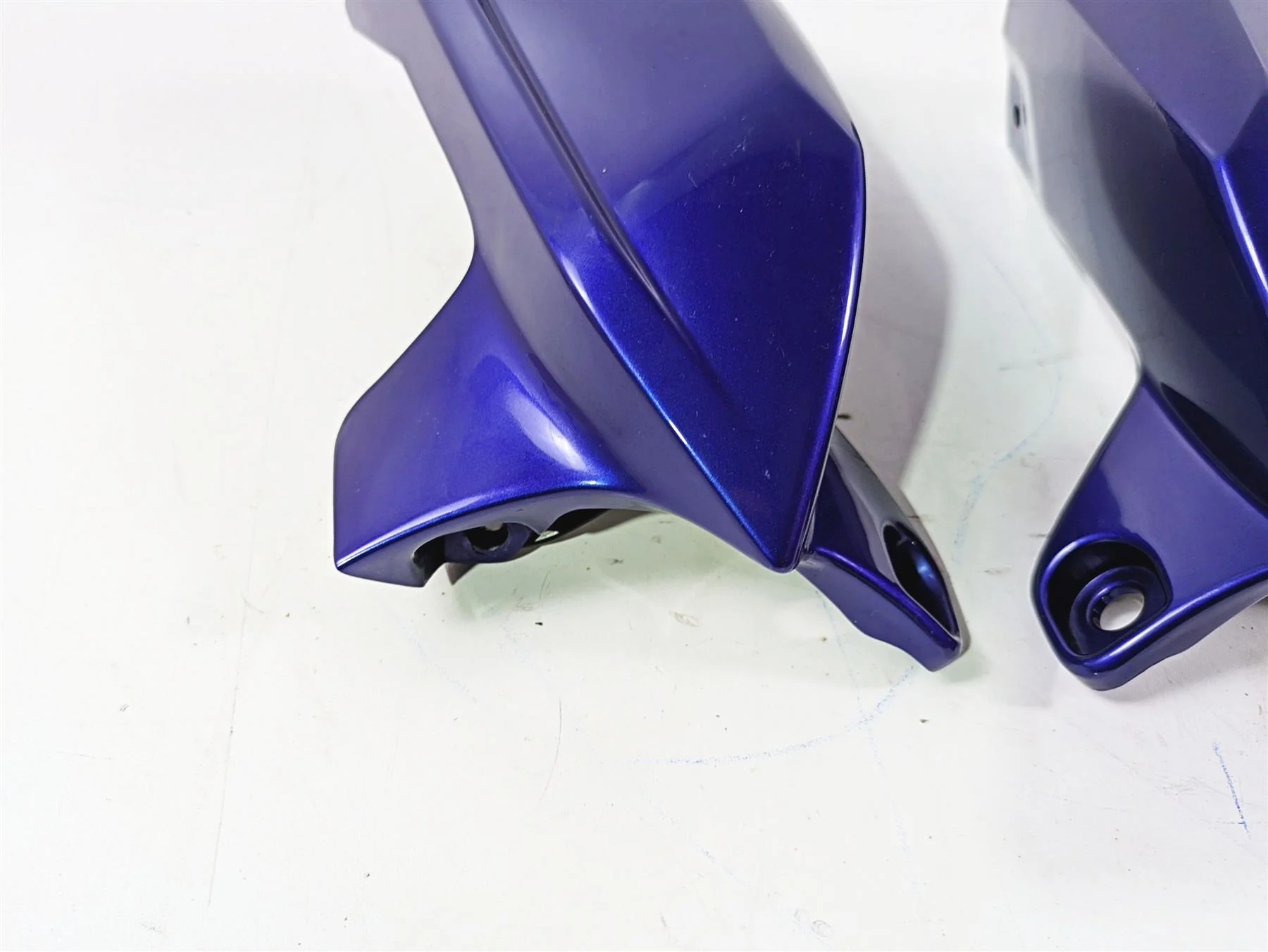 2013 Triumph Tiger 1215 Explorer Infill Cover Fairing Set T2303359 - Image 6
