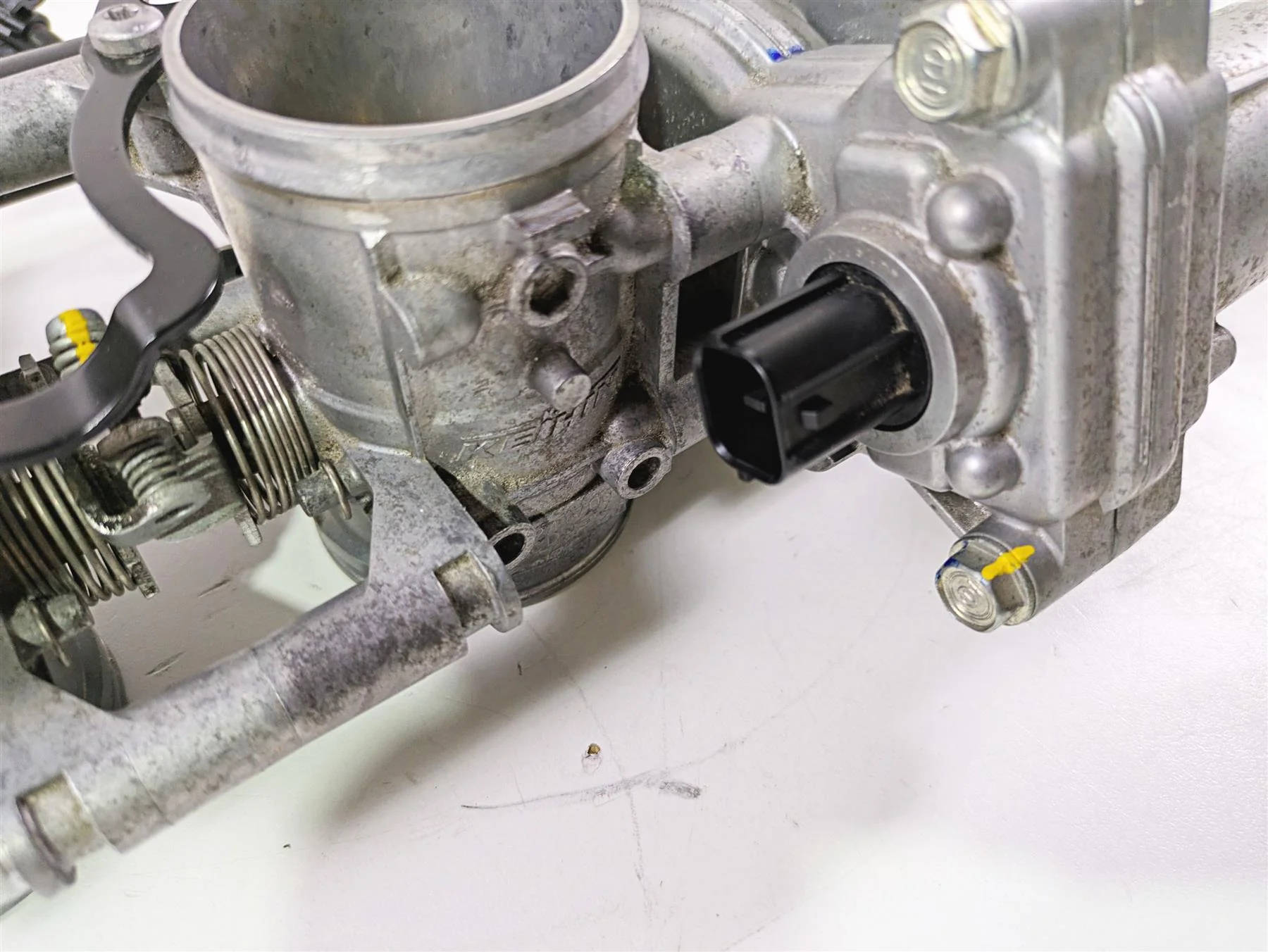 2013 Triumph Tiger 1215 Explorer Keihin Throttle Body Injection Set T1241700 - Image 12