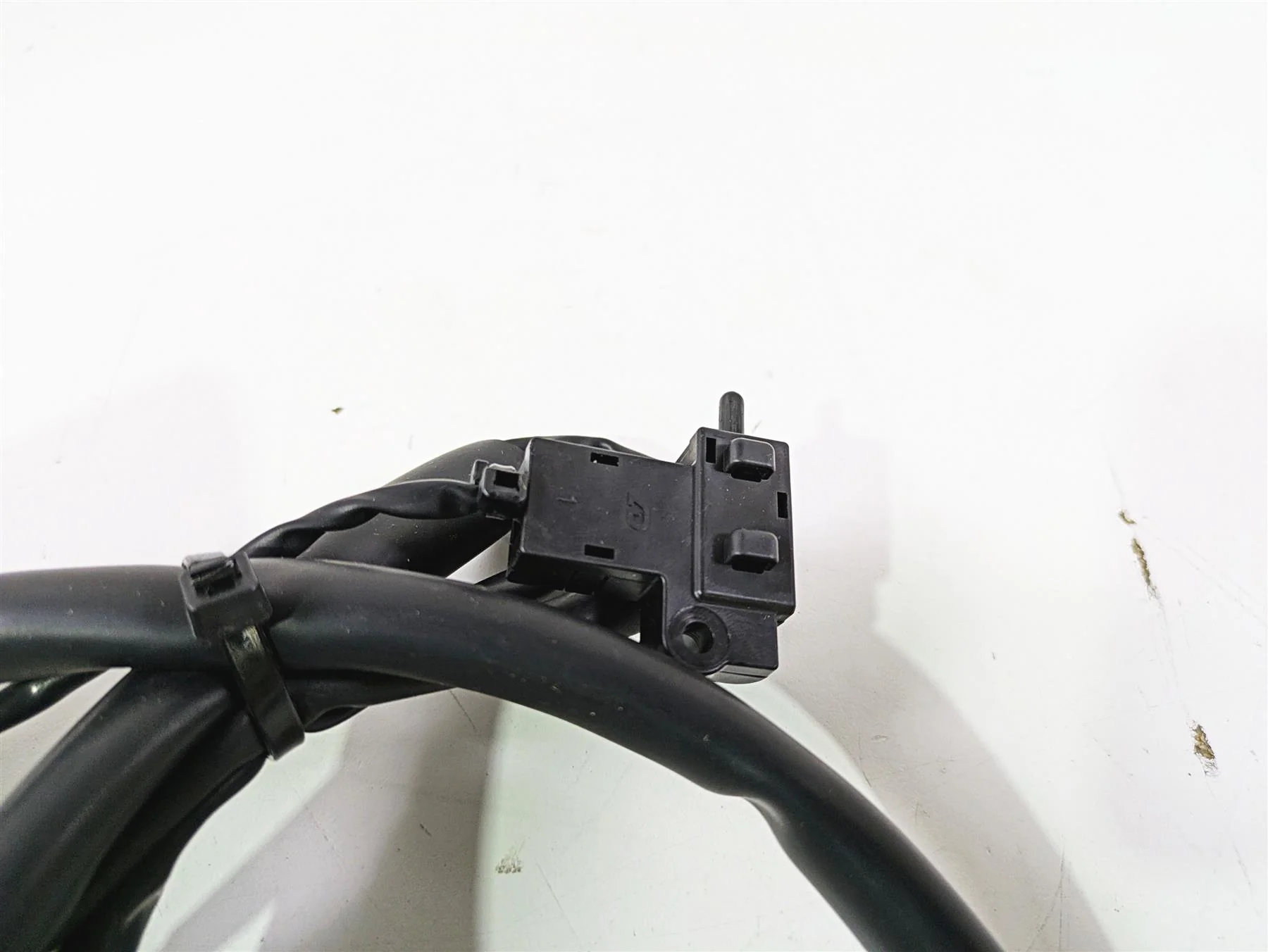 2013 Triumph Tiger 1215 Explorer Left Hand Turn Signal Control Switch T2042035 - Image 5