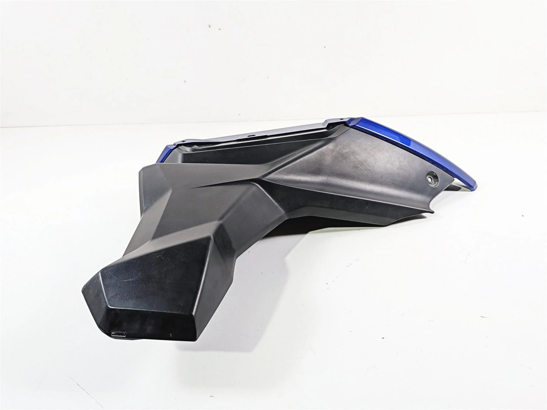 2013 Triumph Tiger 1215 Explorer Left Main Tank Fairing Cover Set T2305526 - Image 2