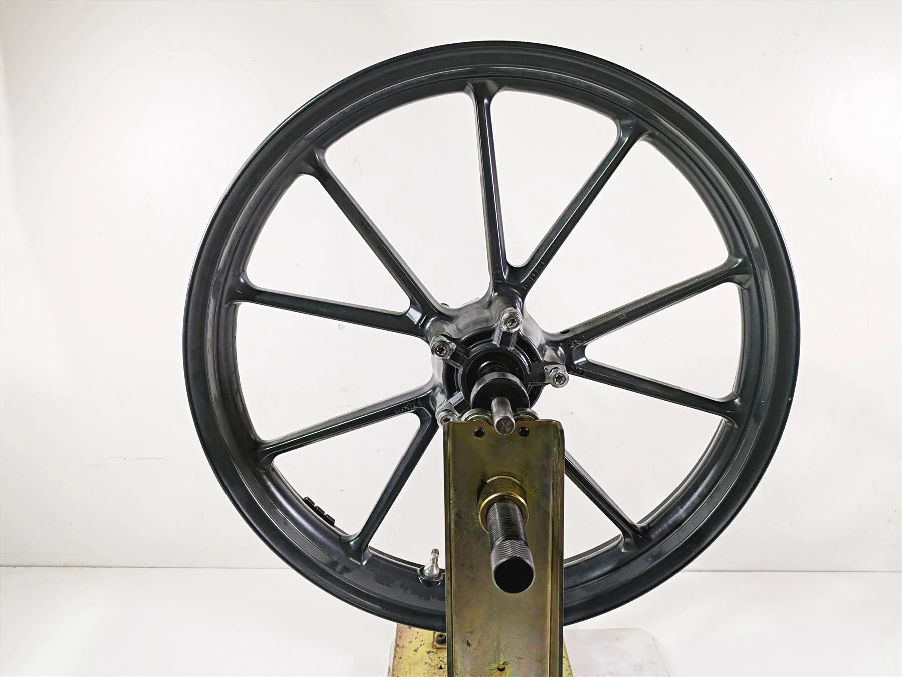 2013 Triumph Tiger 1215 Explorer Straight 19x2.5 Front Wheel Cast Rim T2003211 - Image 3