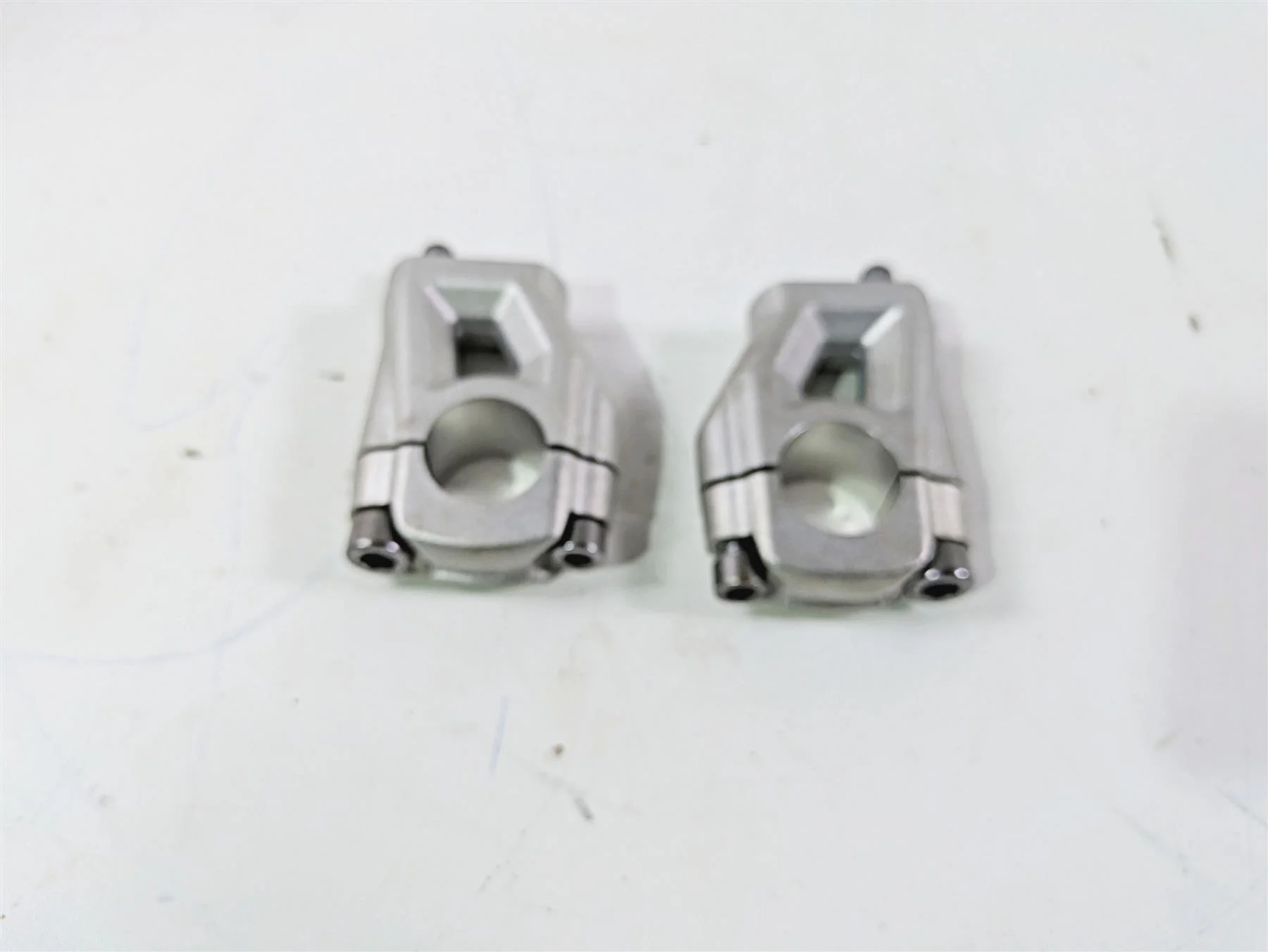 2013 Triumph Tiger 1215 Explorer Upper Lower Handlebar Riser Set T2040813 - Image 8