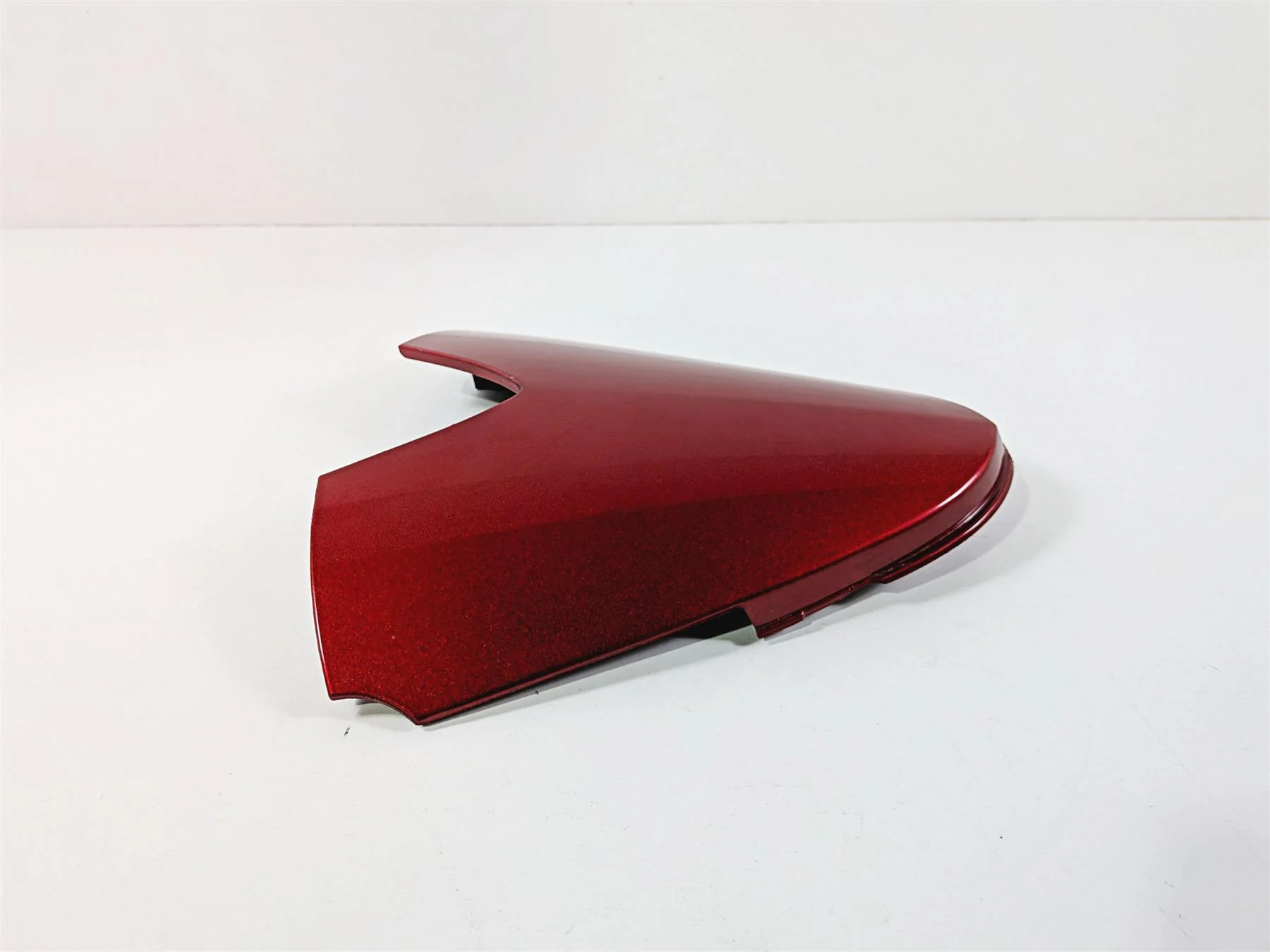 2013 Victory Vision Tour Center Top Red Air Box Cover Fairing 5436418 - Image 4