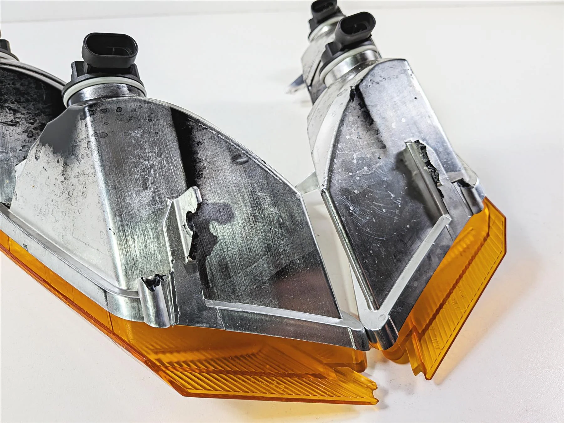 2013 Victory Vision Tour Front Blinker Turn Signal Set -Read 2410974 2410973 - Image 15
