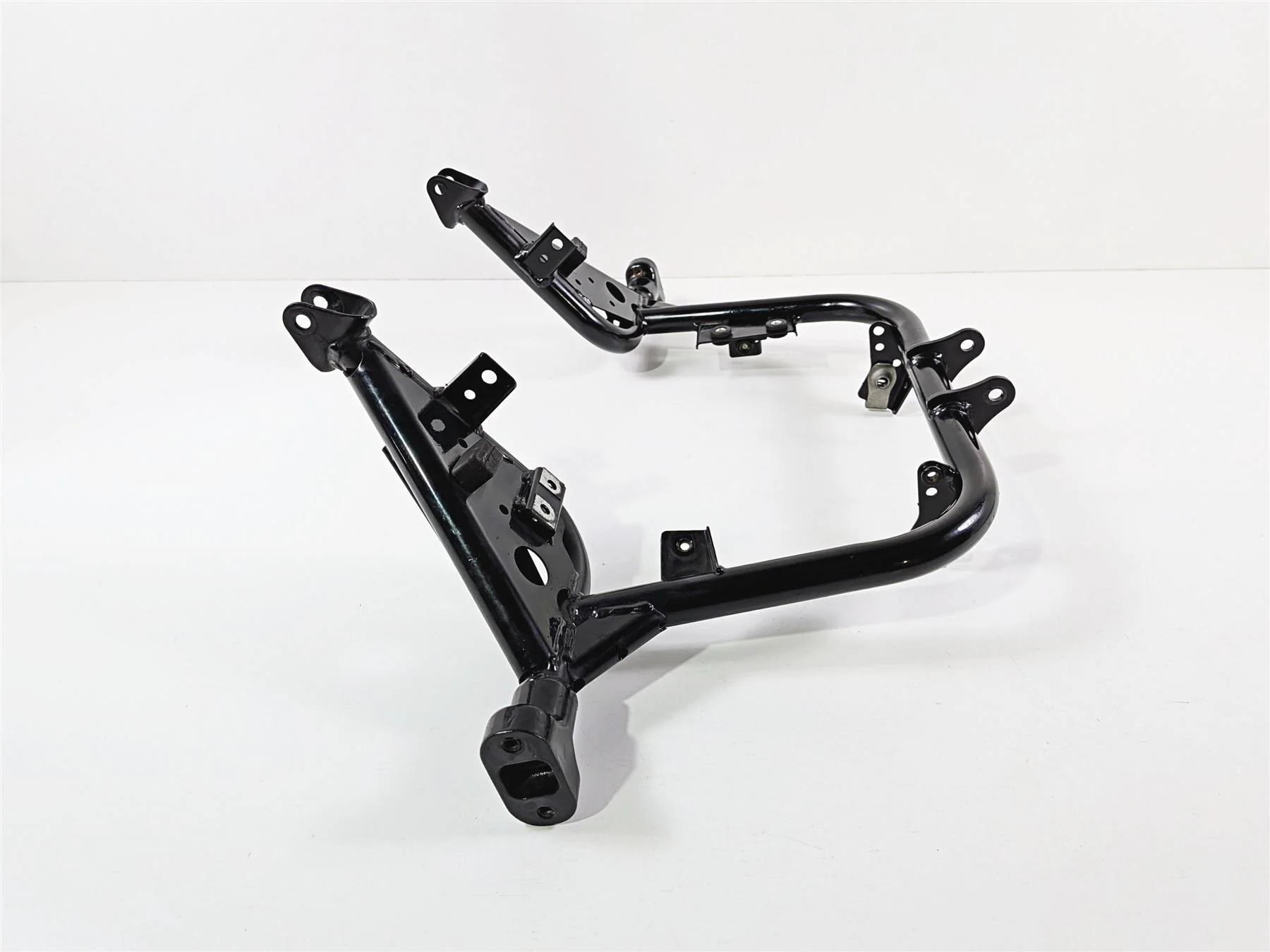 2013 Victory Vision Tour Front Engine Lower Crash Guard Rail Bracket 1016036 - Image 3