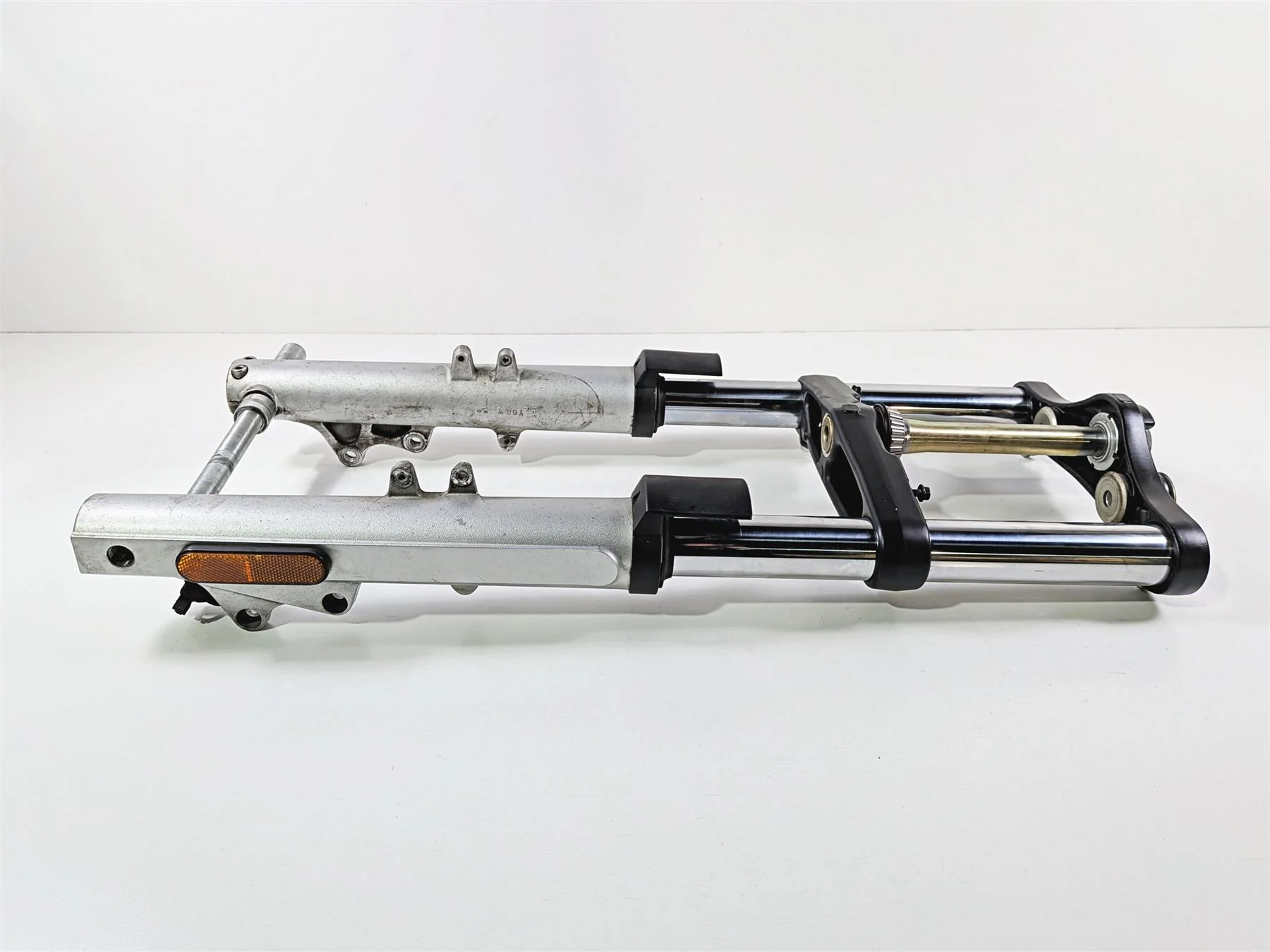 2013 Victory Vision Tour Front Fork Leg & Triple Tree Set 1823390 1823391 - Image 2