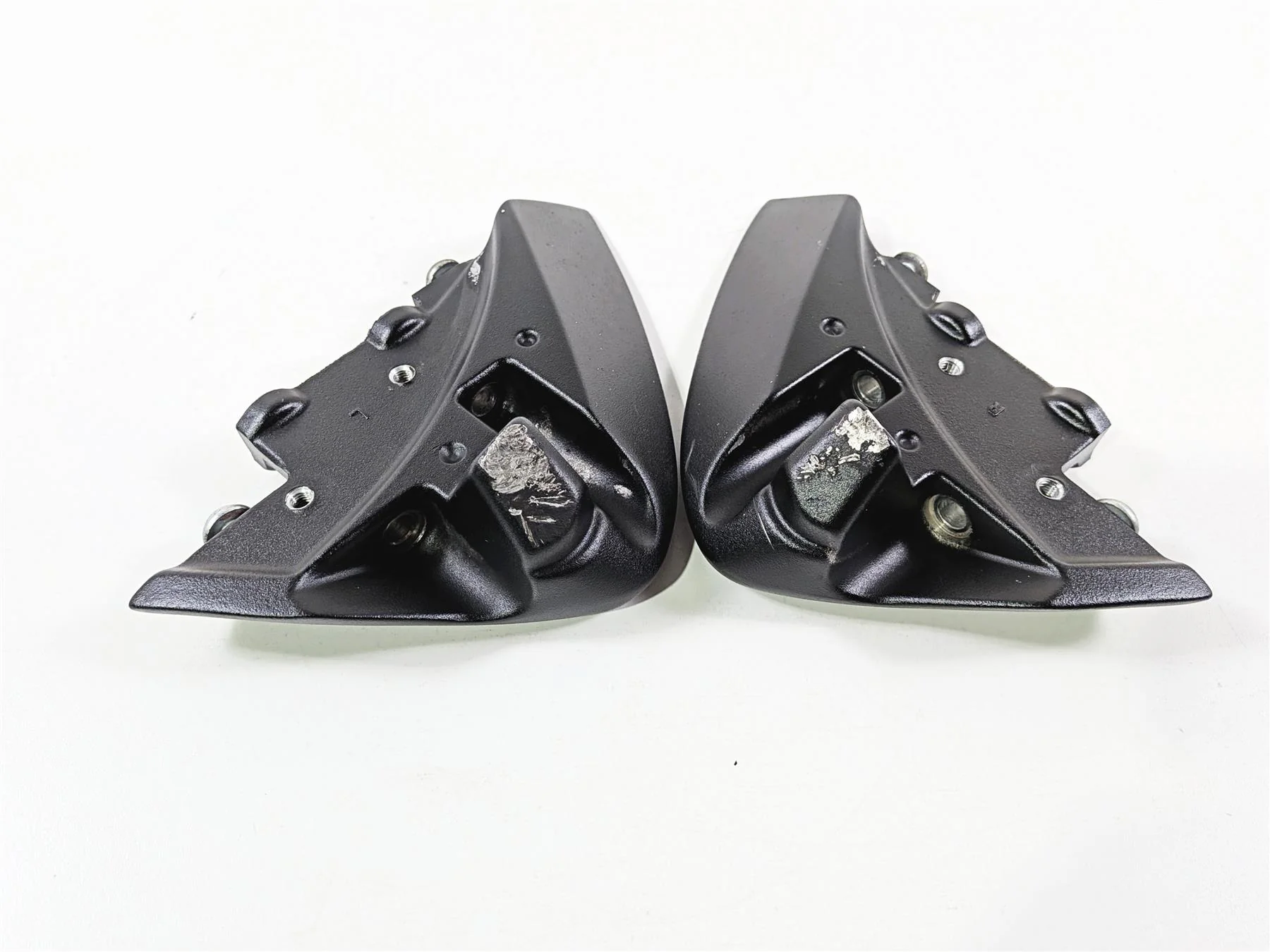2013 Victory Vision Tour Front Left Right Tip Over Bumper Guards 5136049 5136050 - Image 8