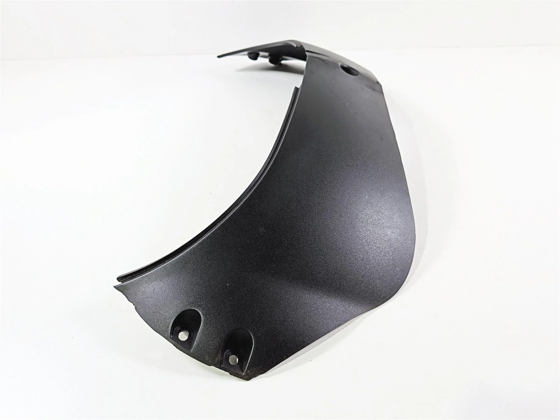 2013 Victory Vision Tour Front Lower Bug Fairing Cover Belly -Crack 5436394 - Image 3