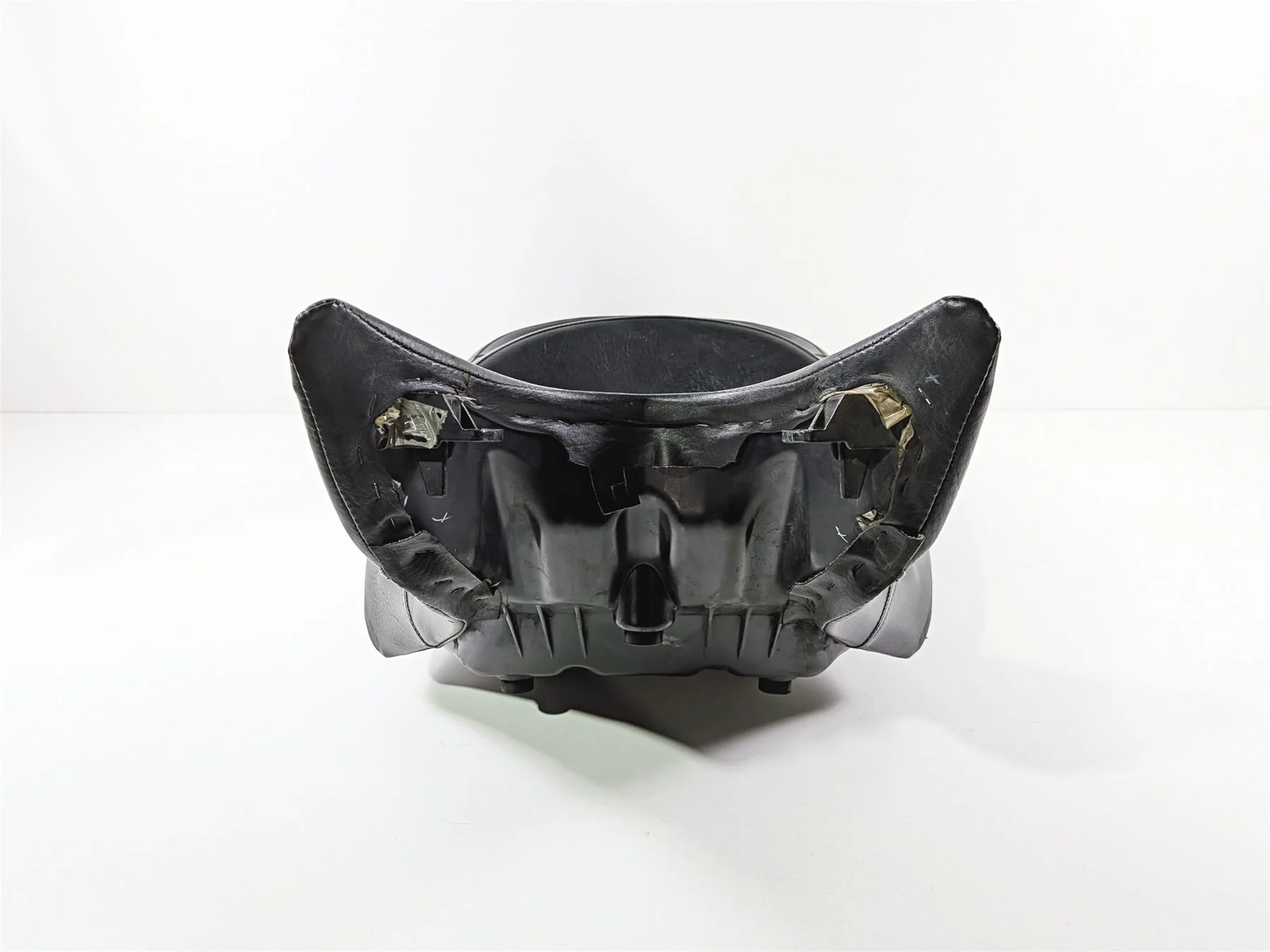 2013 Victory Vision Tour Front Rear Heated Seat Saddle 2684352 - Image 5