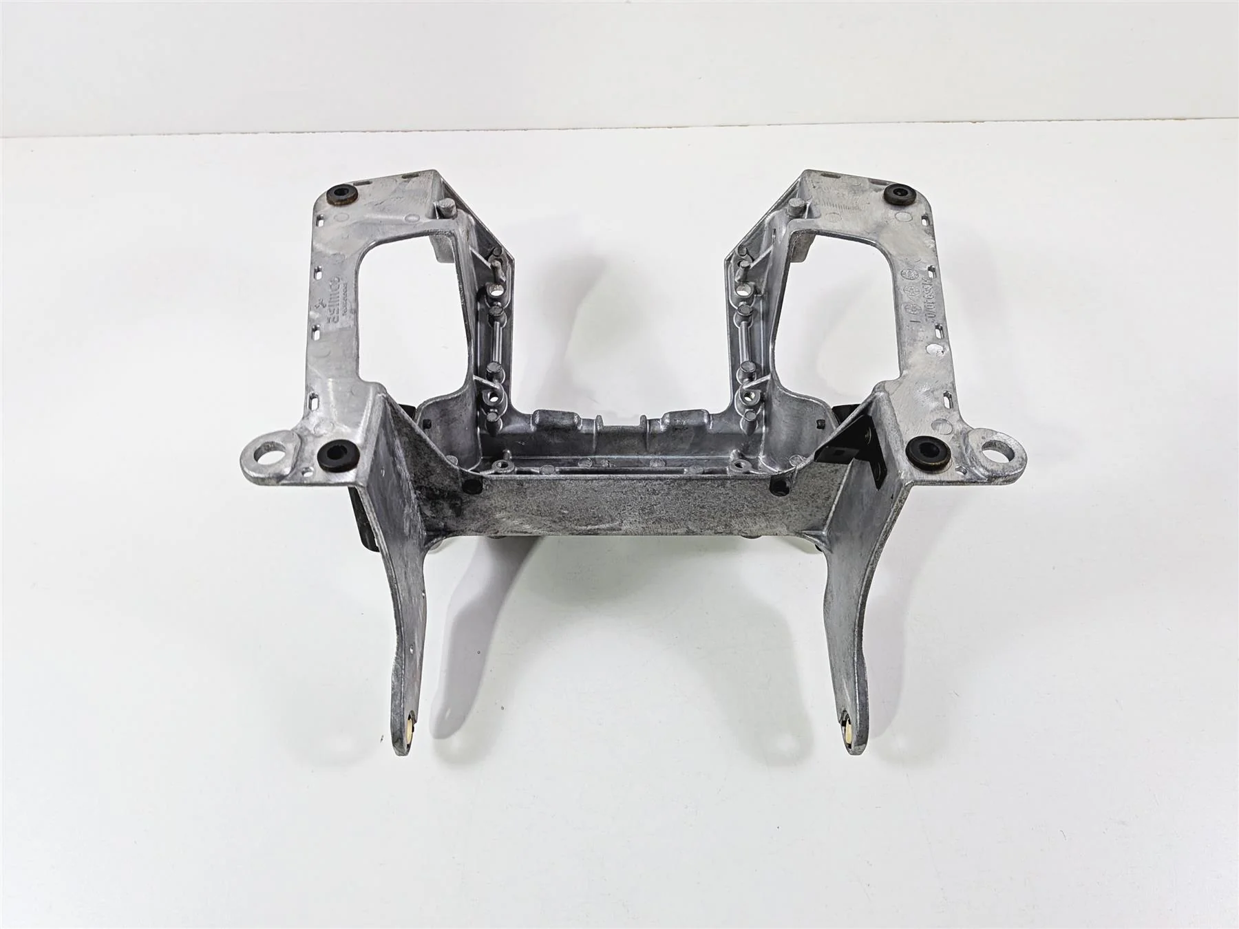 2013 Victory Vision Tour Front Upper Fairing Subframe Headlight Mount 5136940