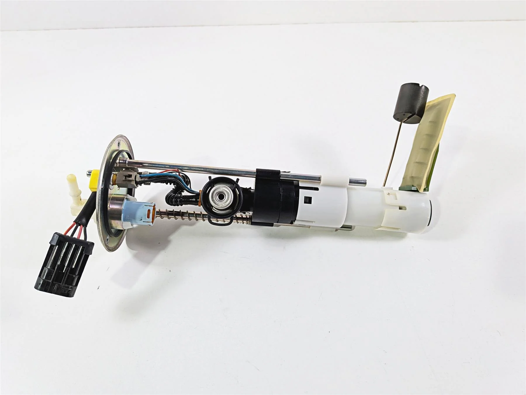 2013 Victory Vision Tour Fuel Gas Petrol Pump -Tested -Video 2521030 - Image 7