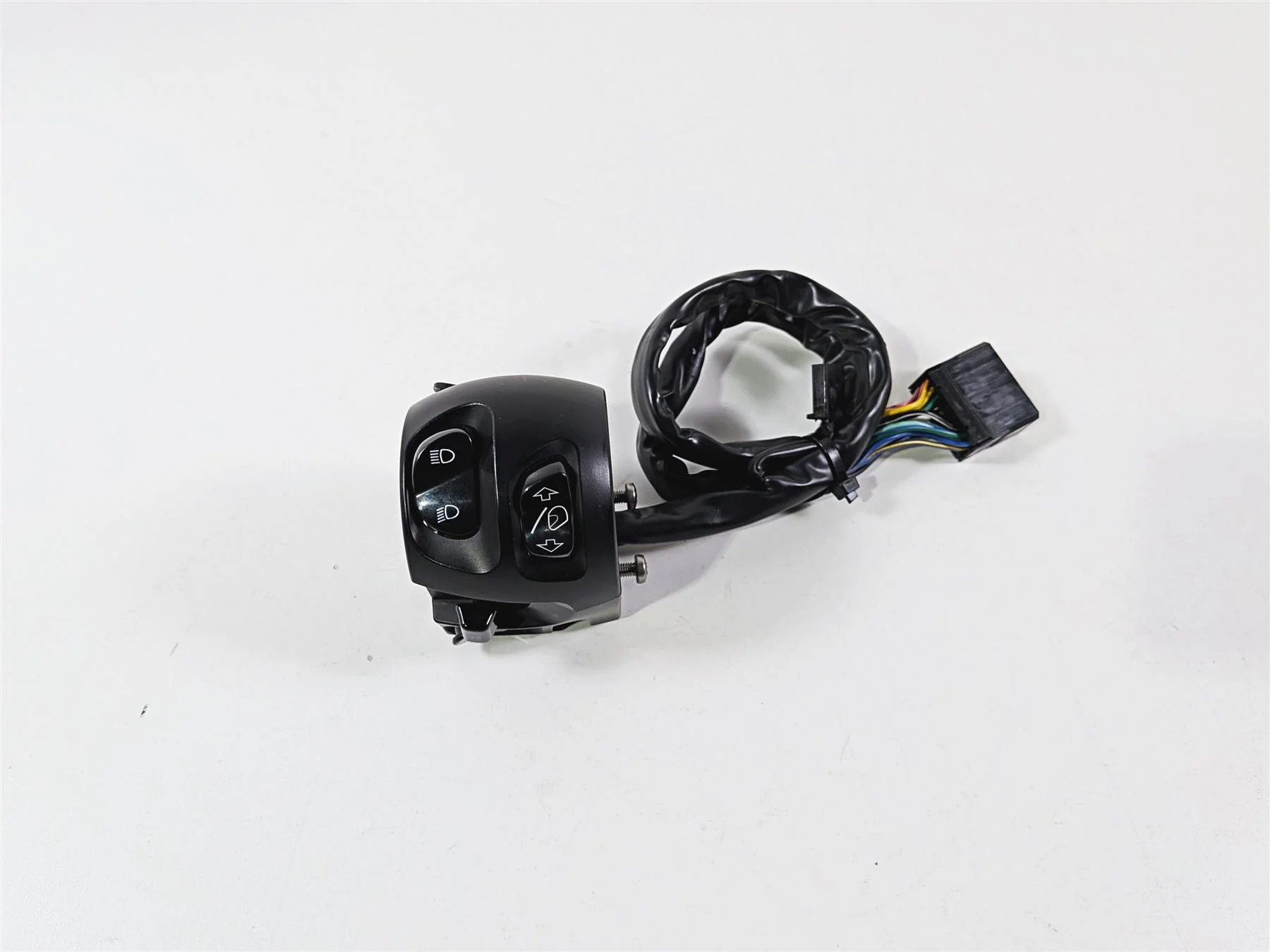 2013 Victory Vision Tour Left Hand Windshield Light Control Switch 4011993 - Image 2