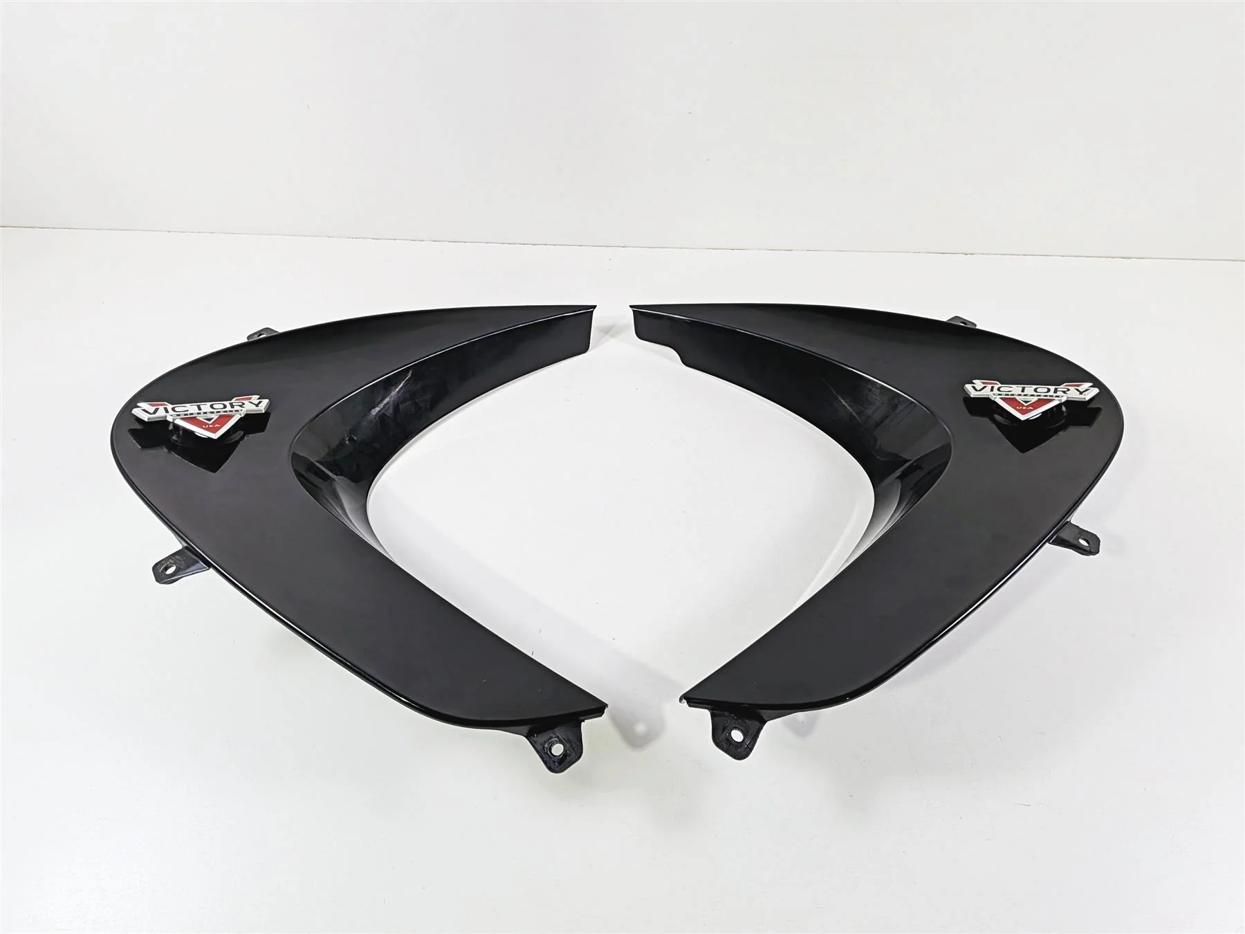 2013 Victory Vision Tour Left Right Inner Side Cover Fairing Set 5438772 5438773