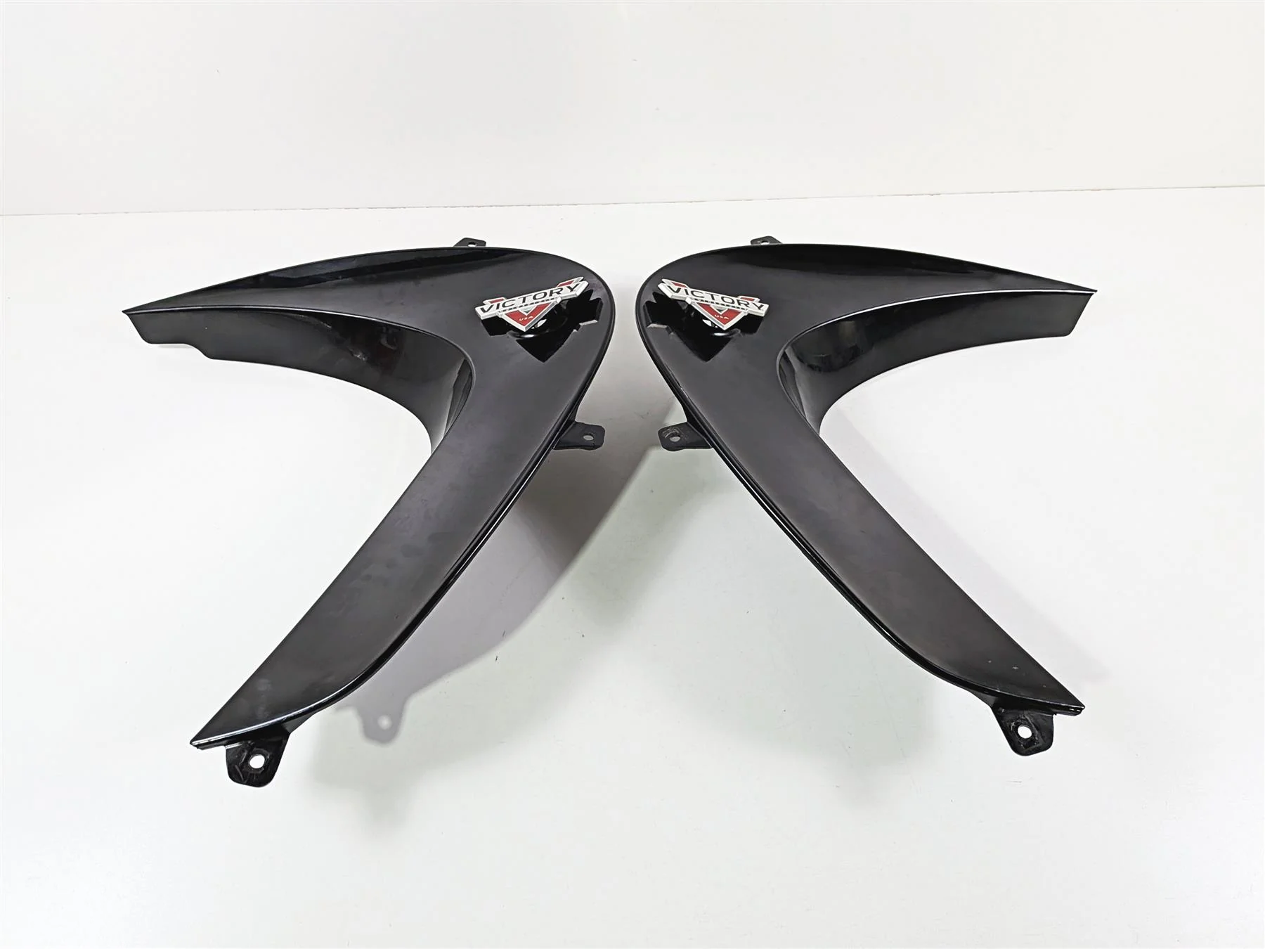 2013 Victory Vision Tour Left Right Inner Side Cover Fairing Set 5438772 5438773 - Image 16