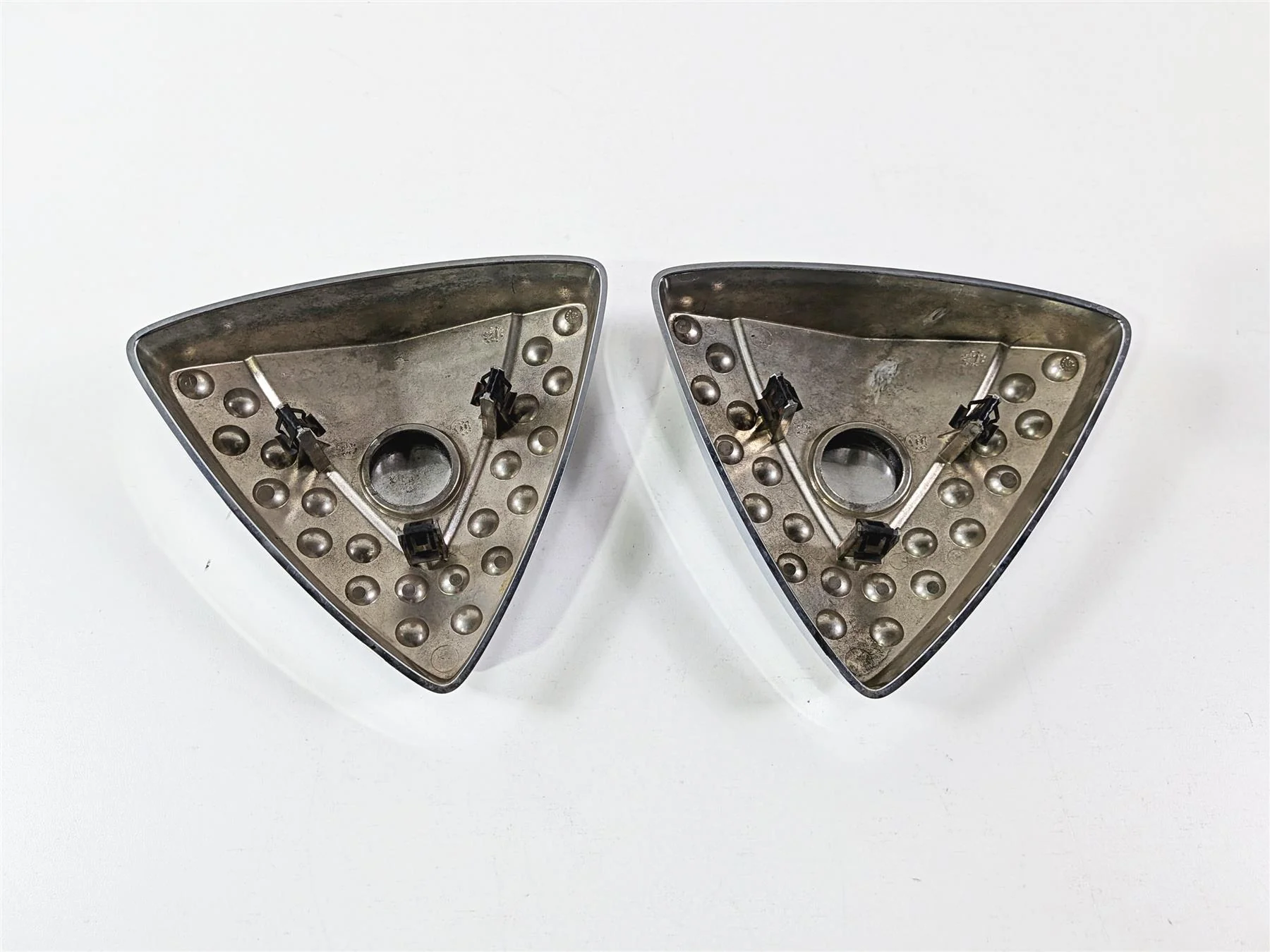 2013 Victory Vision Tour Left Right Triangle Chrome Side Cover Set 5245659 - Image 6