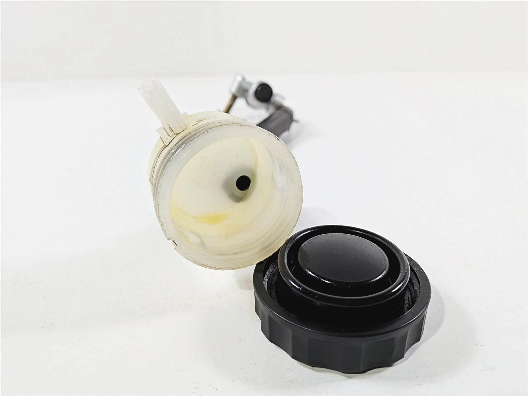 2013 Victory Vision Tour Rear Brake Master Cylinder Tested 11/16 1911507 1911294 - Image 9