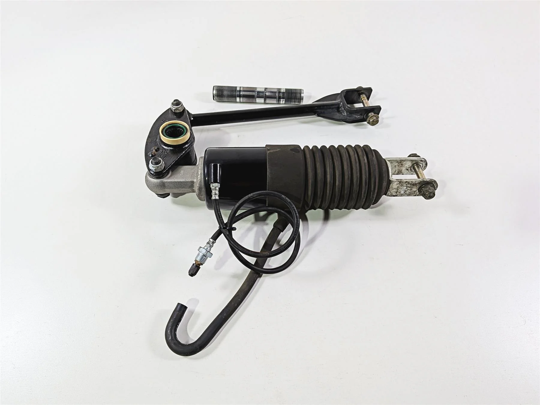 2013 Victory Vision Tour Rear Suspension Shock Damper Kyb -Good 1542903 - Image 7
