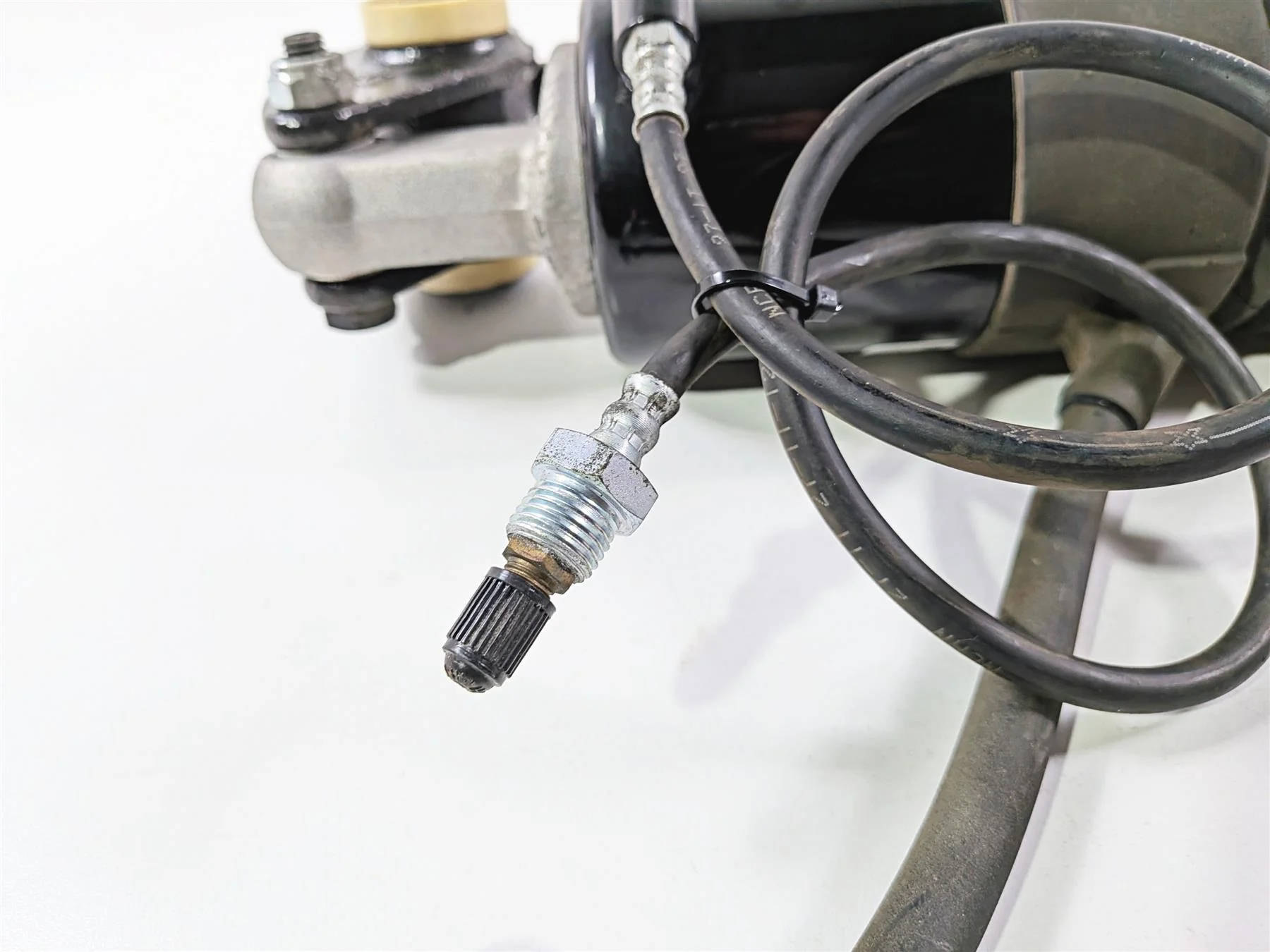 2013 Victory Vision Tour Rear Suspension Shock Damper Kyb -Good 1542903 - Image 9