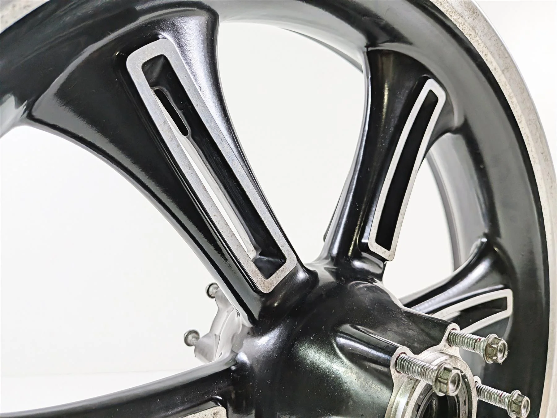 2013 Victory Vision Tour Straight Black Front Wheel Rim 18x3.5 1521383 - Image 11